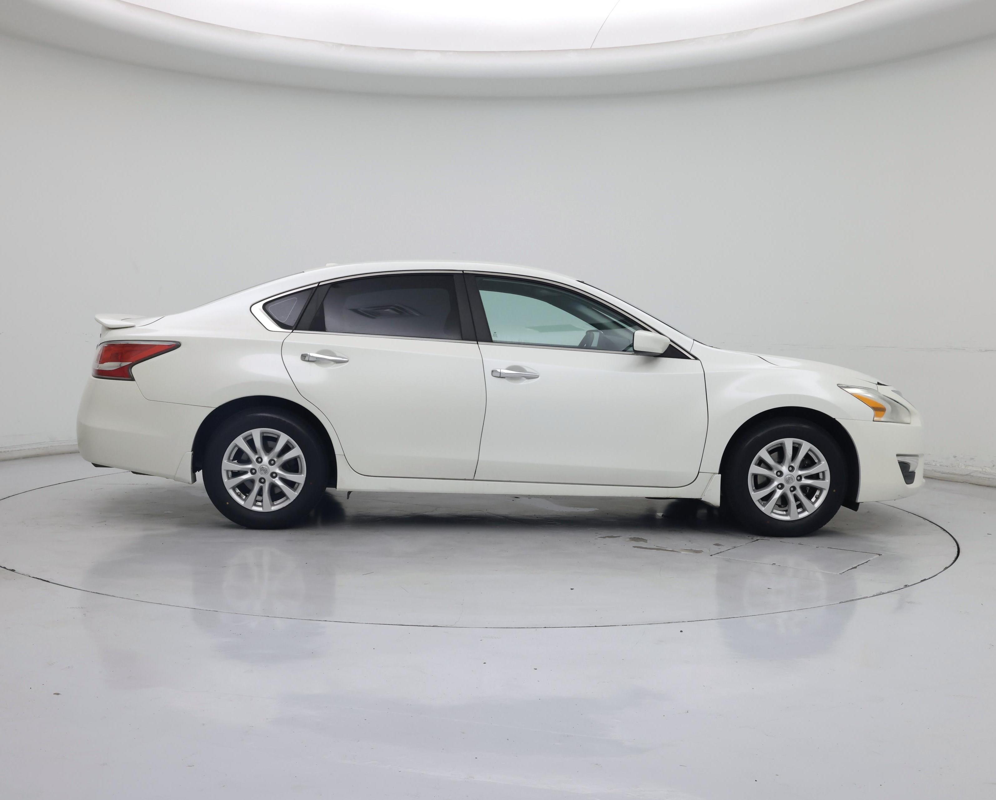 Thumbnail: 2015 Nissan Altima - 7