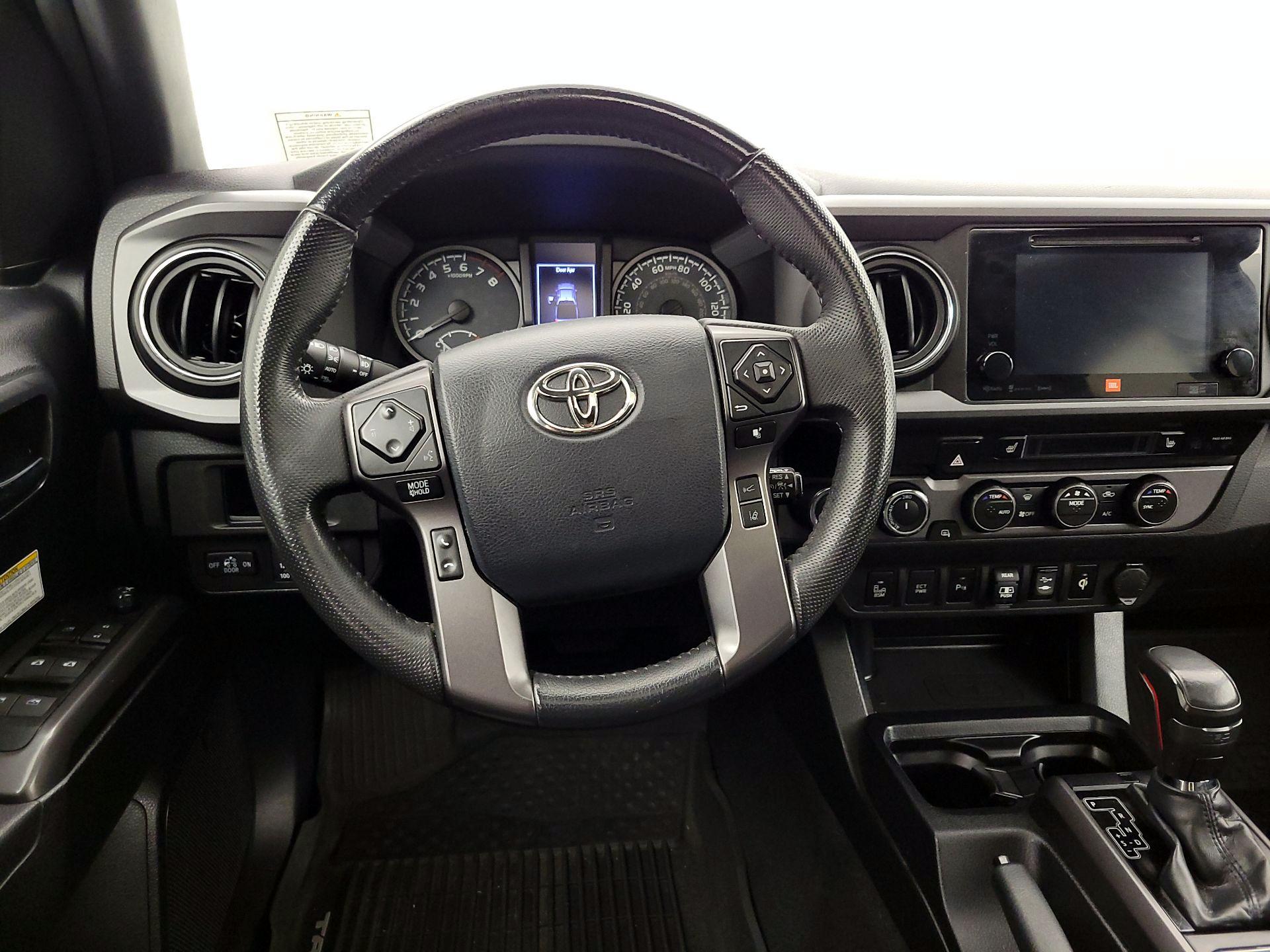 Thumbnail: 2019 Toyota Tacoma - 10