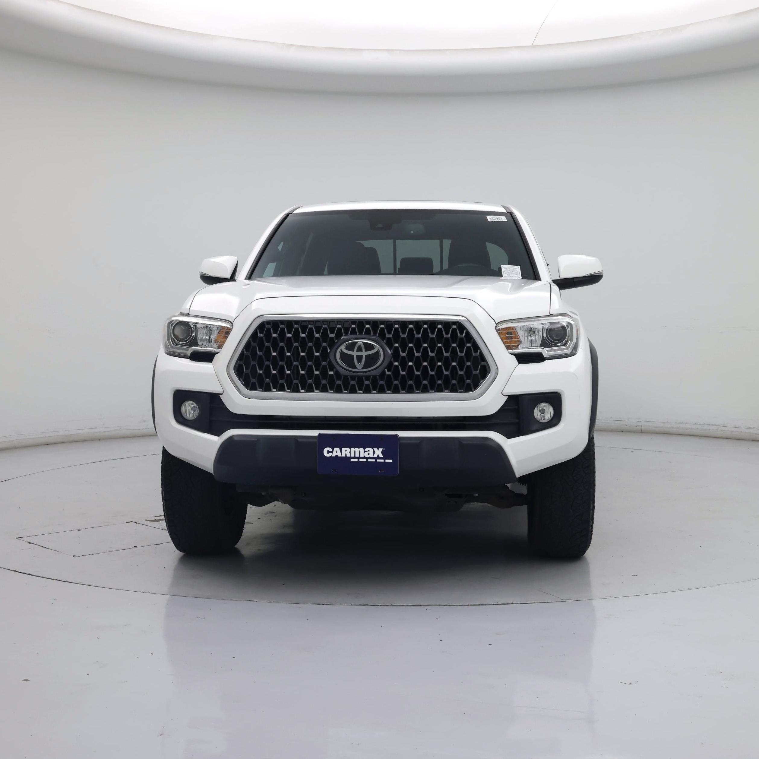Thumbnail: 2019 Toyota Tacoma - 5