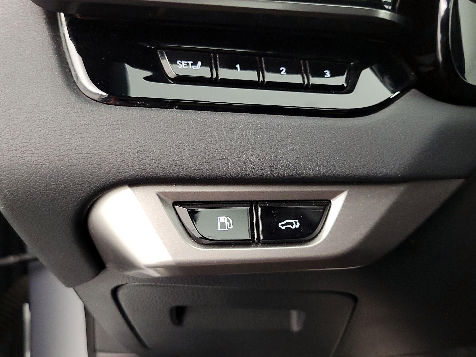 Thumbnail: 2023 Lexus RX - 13