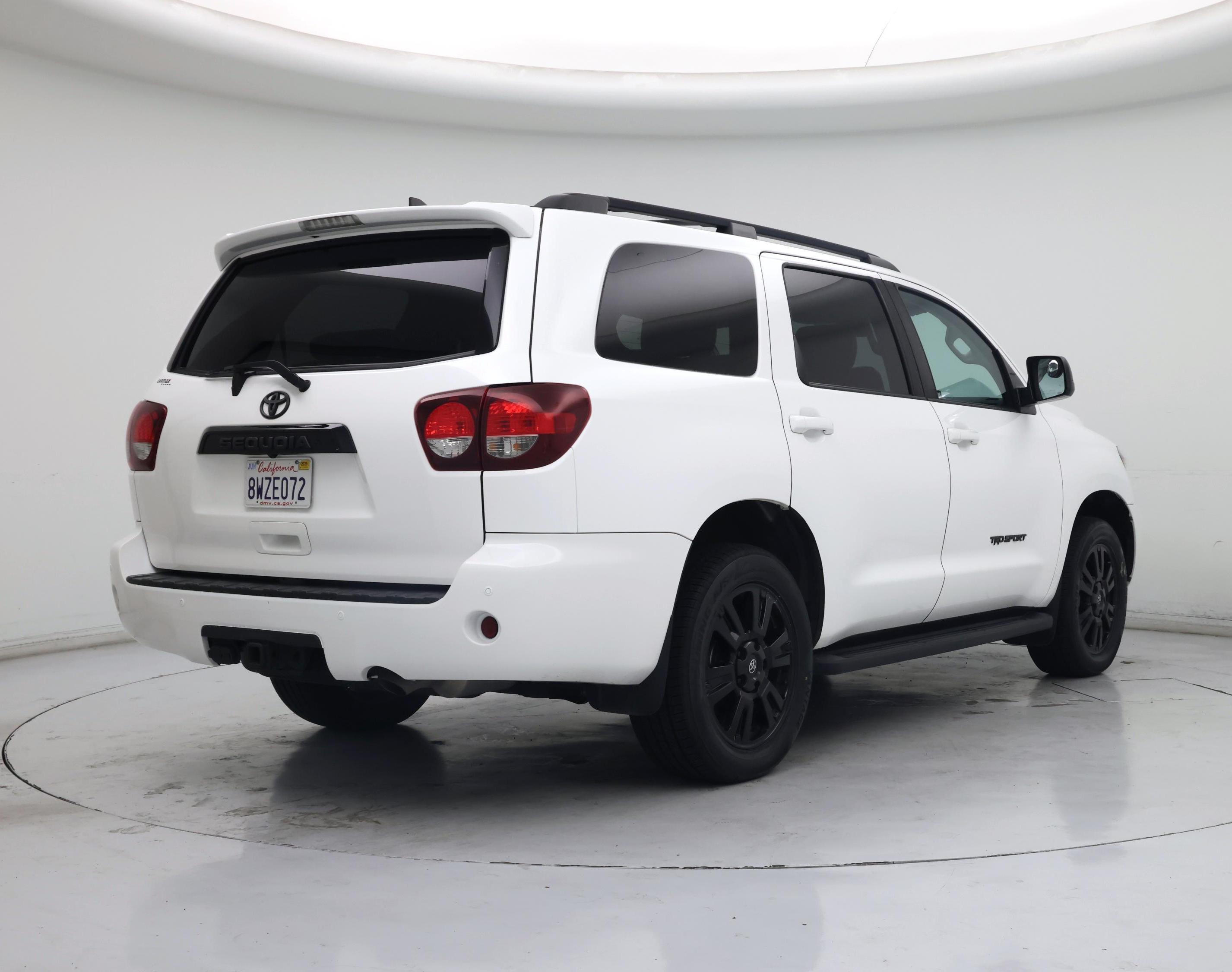 Thumbnail: 2021 Toyota Sequoia - 8