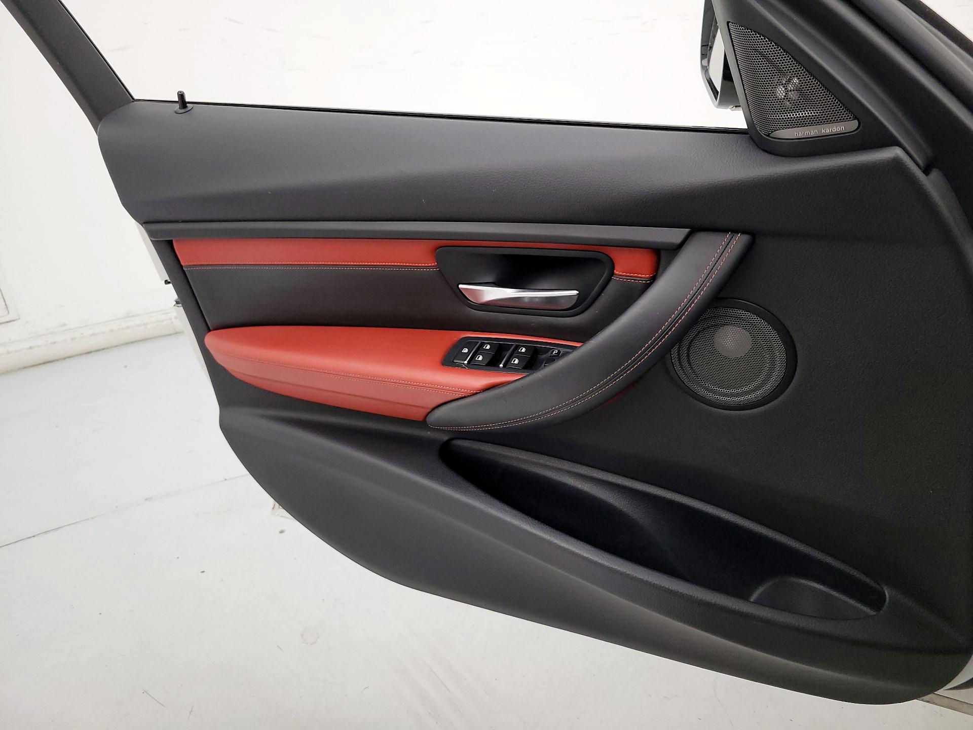 Thumbnail: 2017 BMW M3 - 12