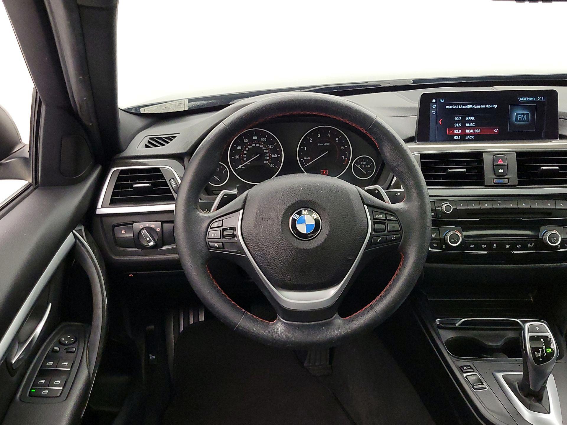 Thumbnail: 2018 BMW 3 Series - 10