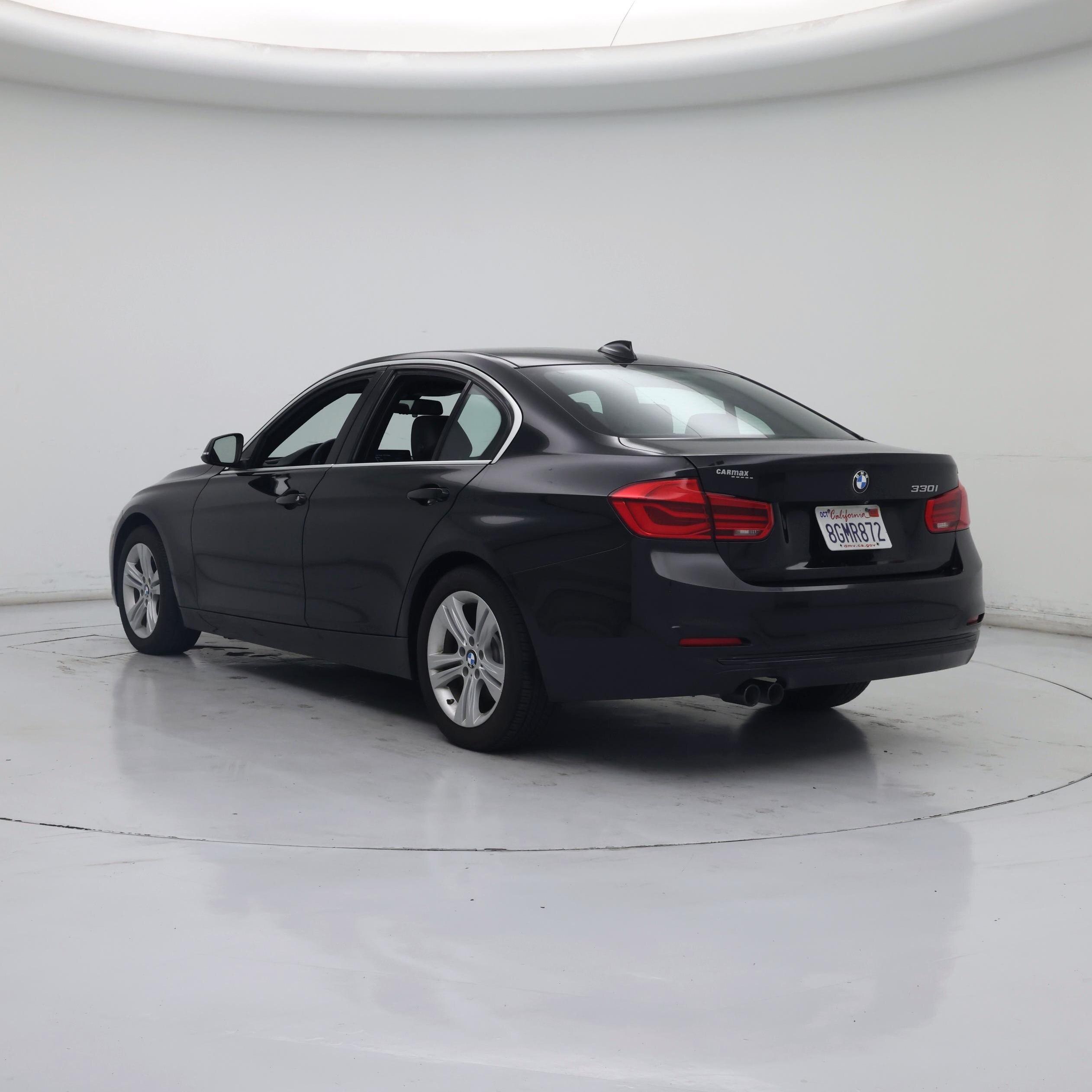 Thumbnail: 2018 BMW 3 Series - 2