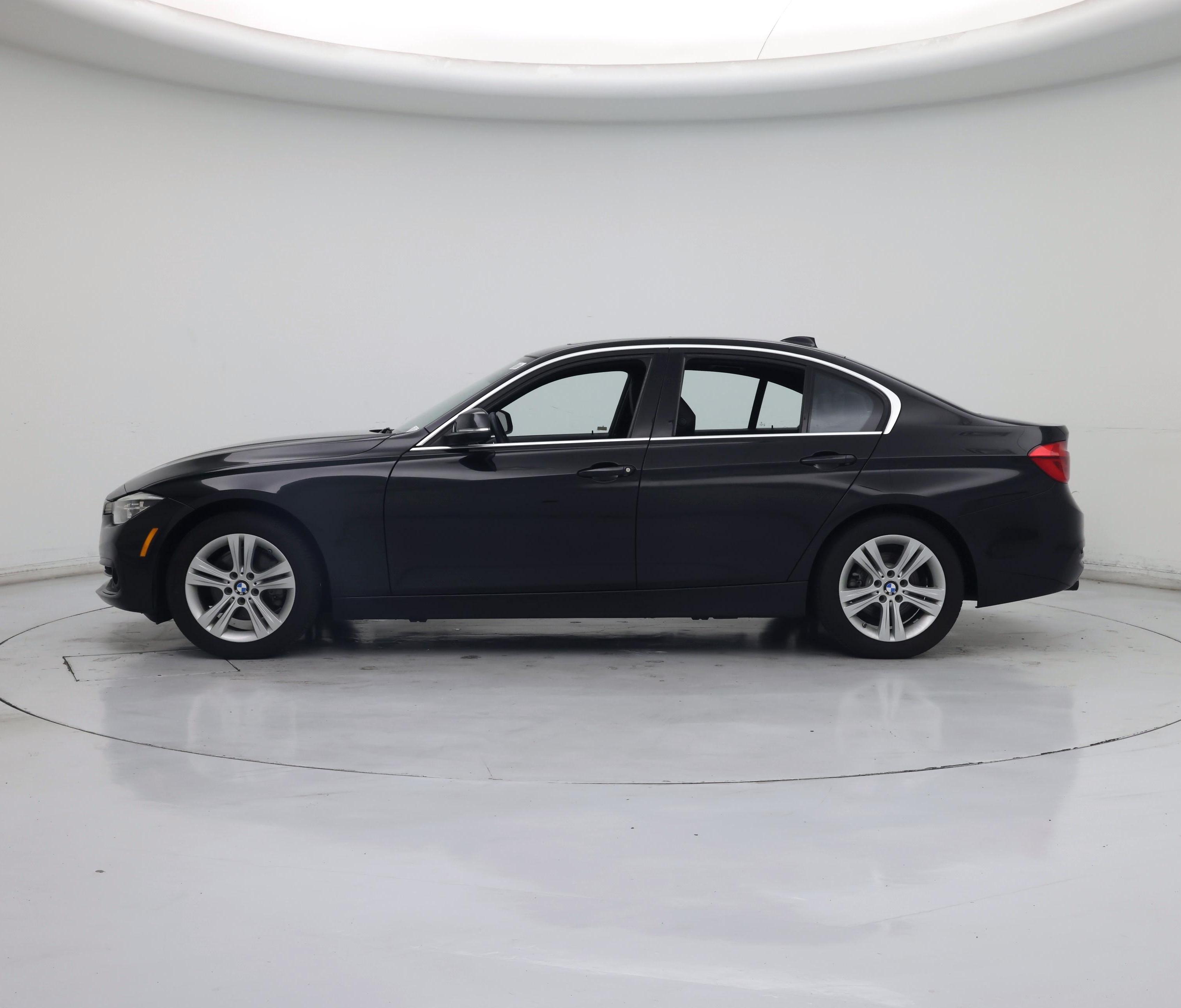 Thumbnail: 2018 BMW 3 Series - 3