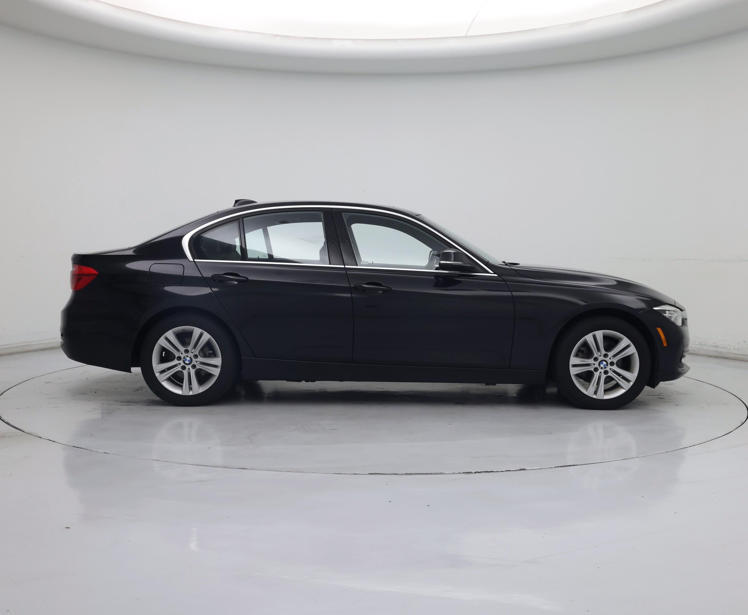 Thumbnail: 2018 BMW 3 Series - 7