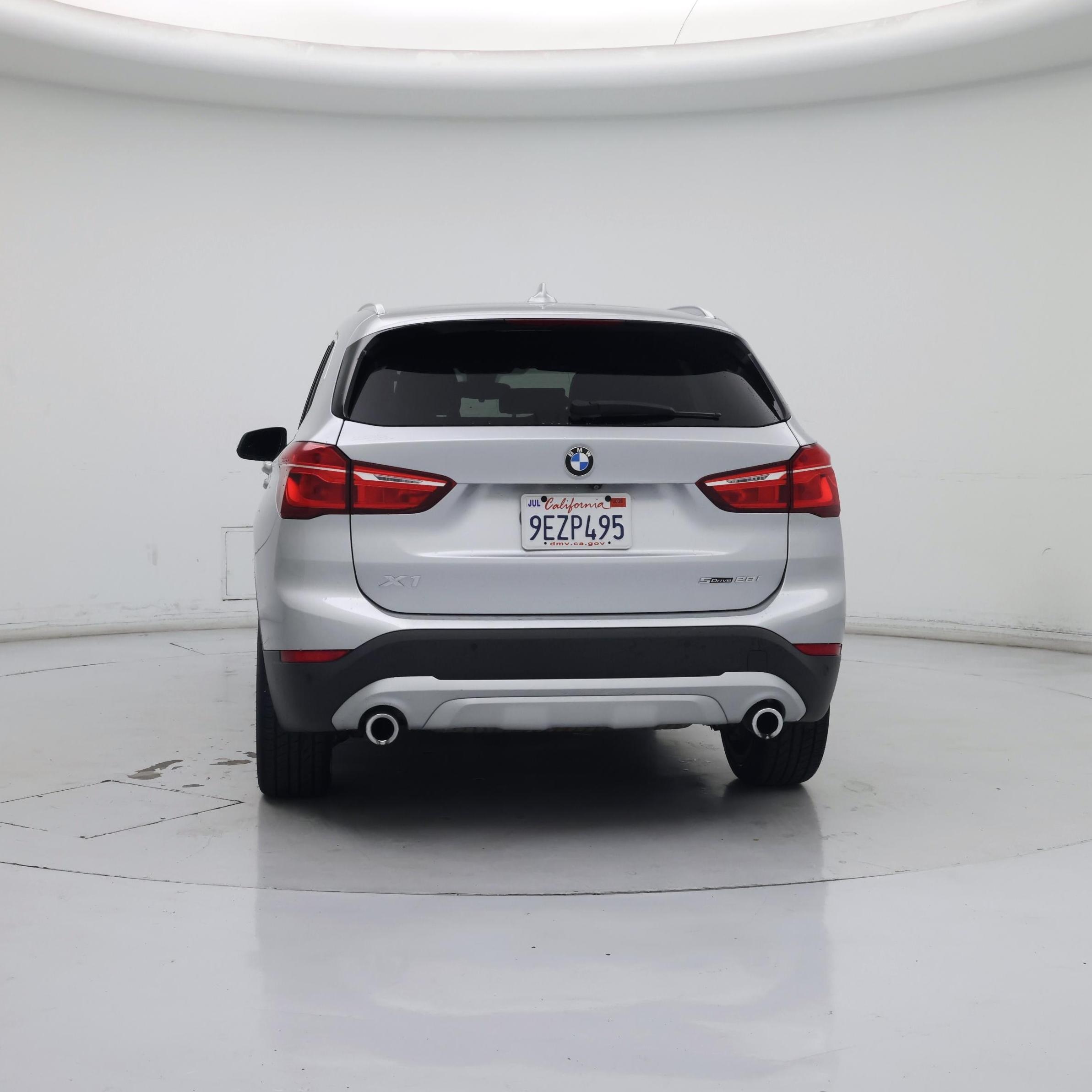 Thumbnail: 2021 BMW X1 - 6
