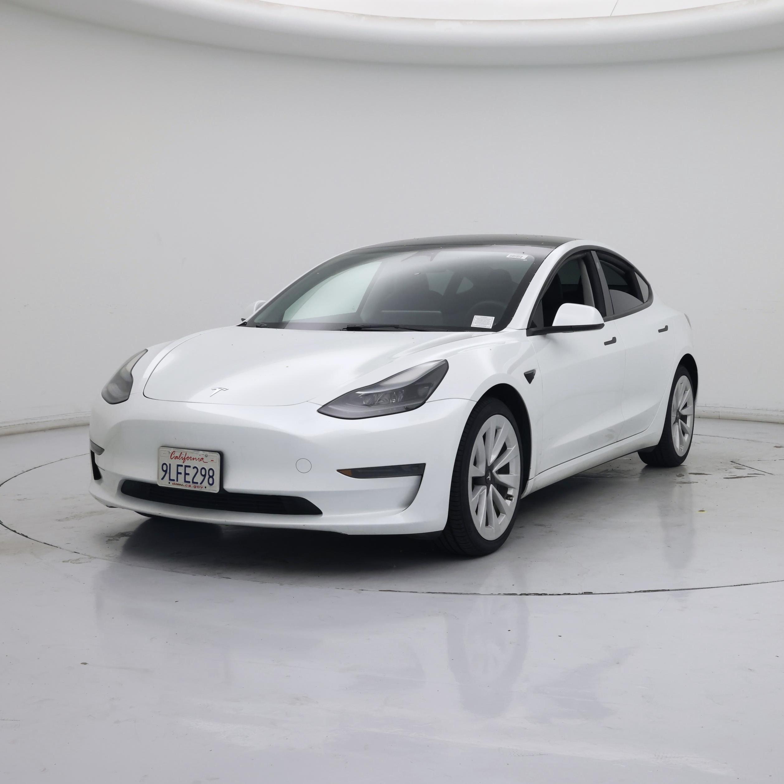 Thumbnail: 2023 Tesla Model 3 - 4