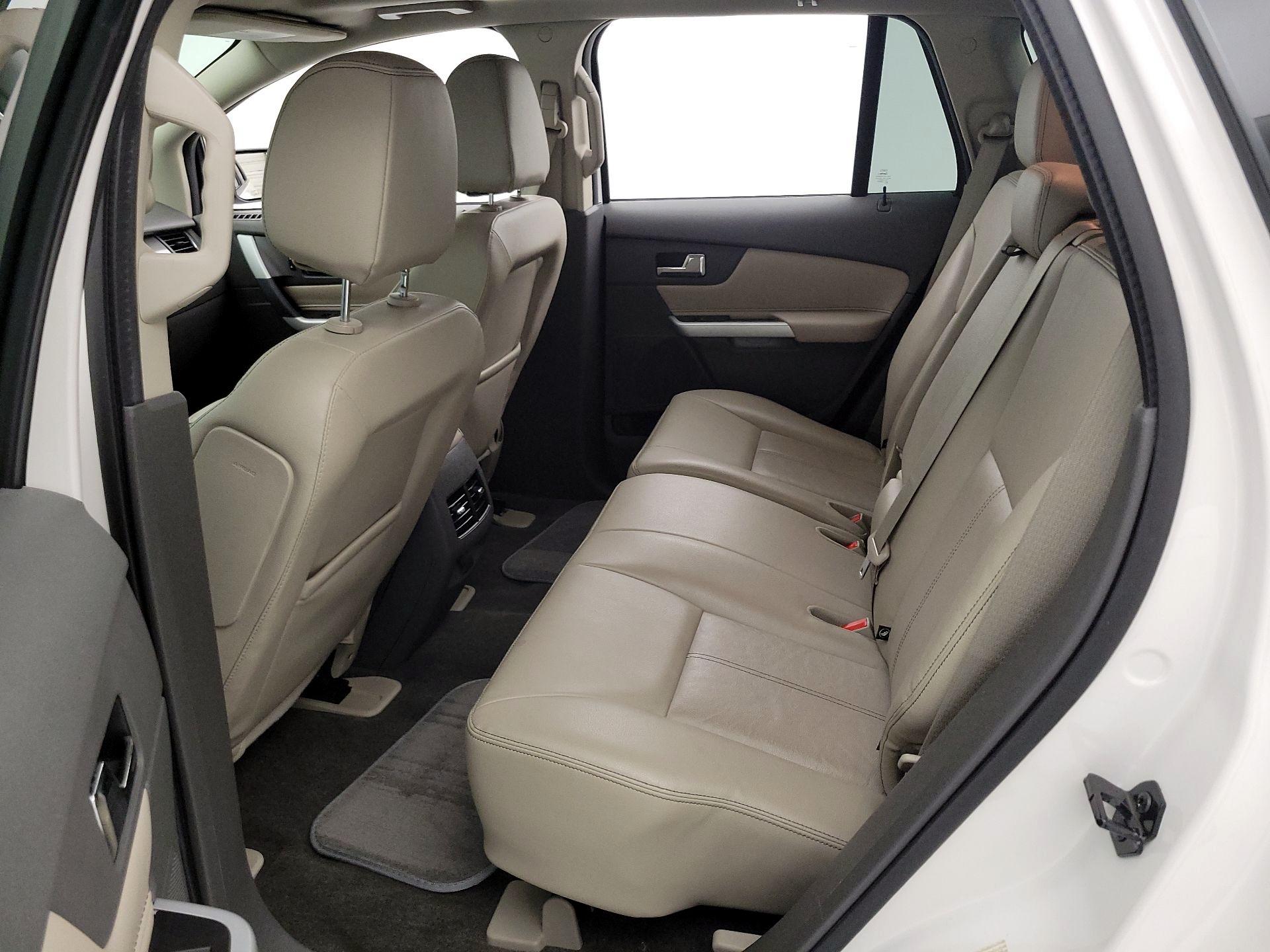 Thumbnail: 2014 Ford Edge - 18