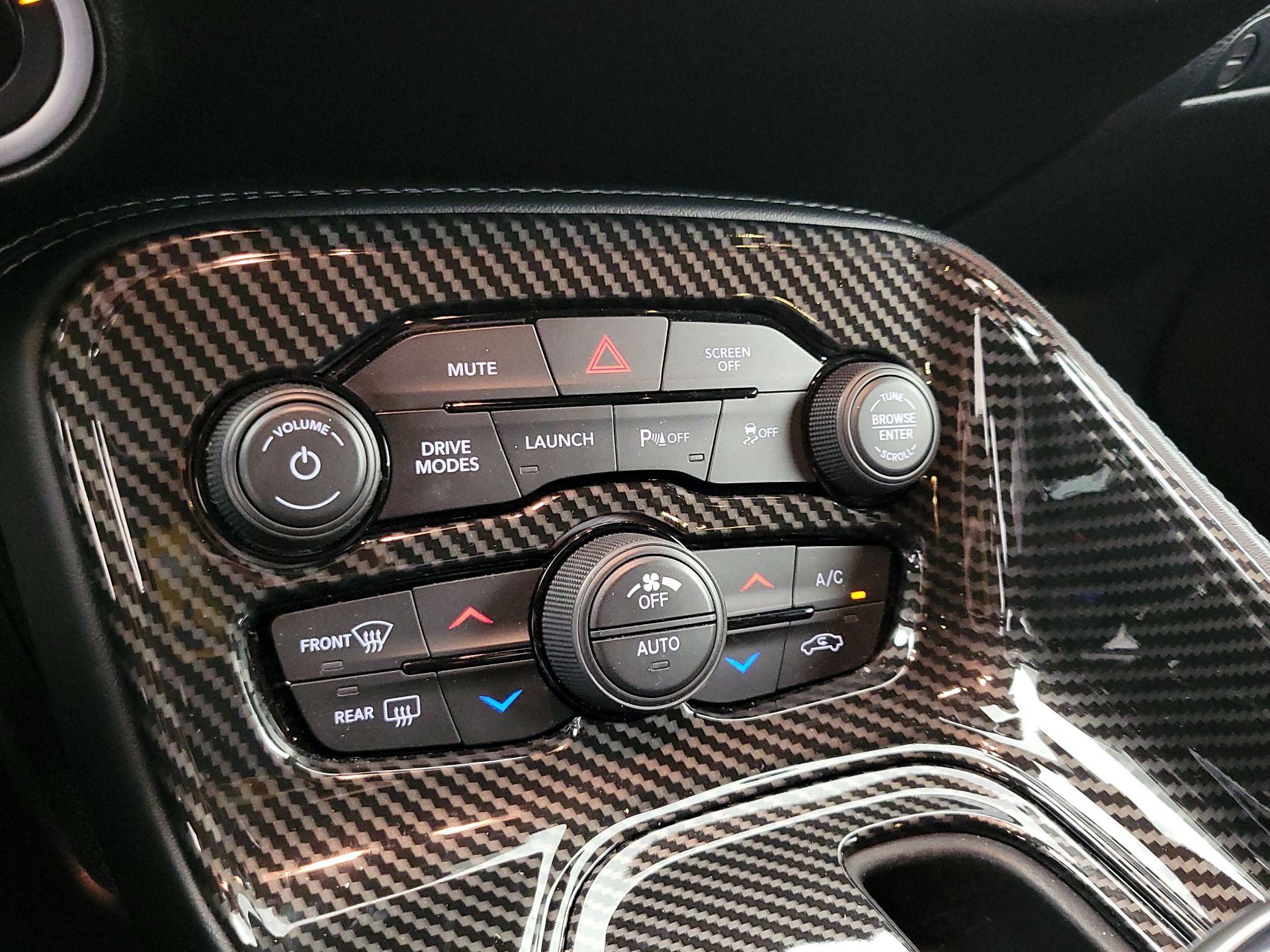 Thumbnail: 2021 Dodge Challenger - 16