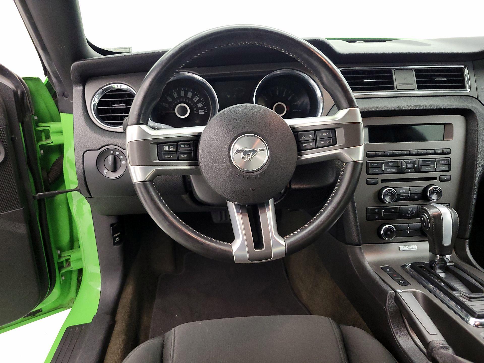 Thumbnail: 2014 Ford Mustang - 10