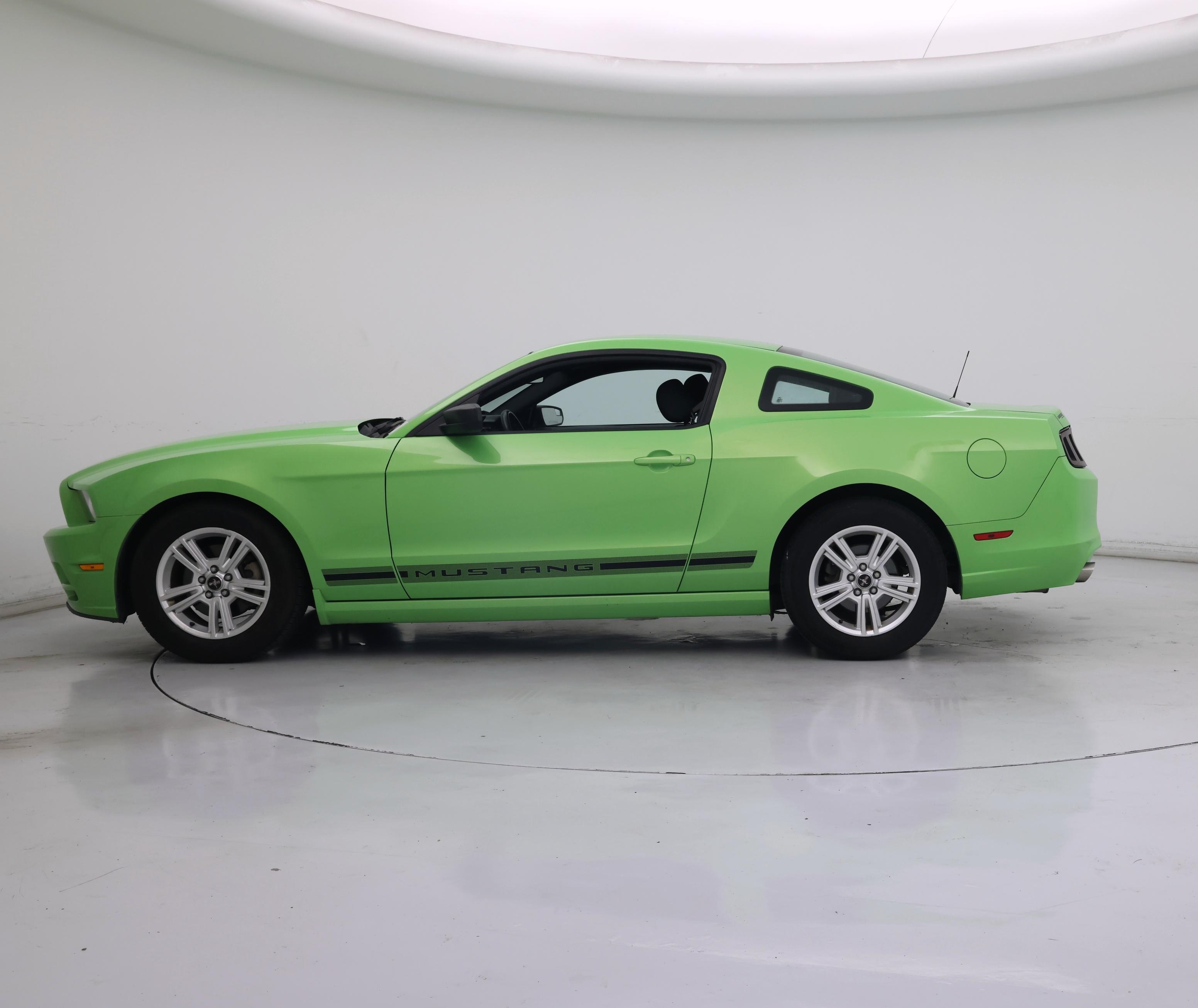 Thumbnail: 2014 Ford Mustang - 3