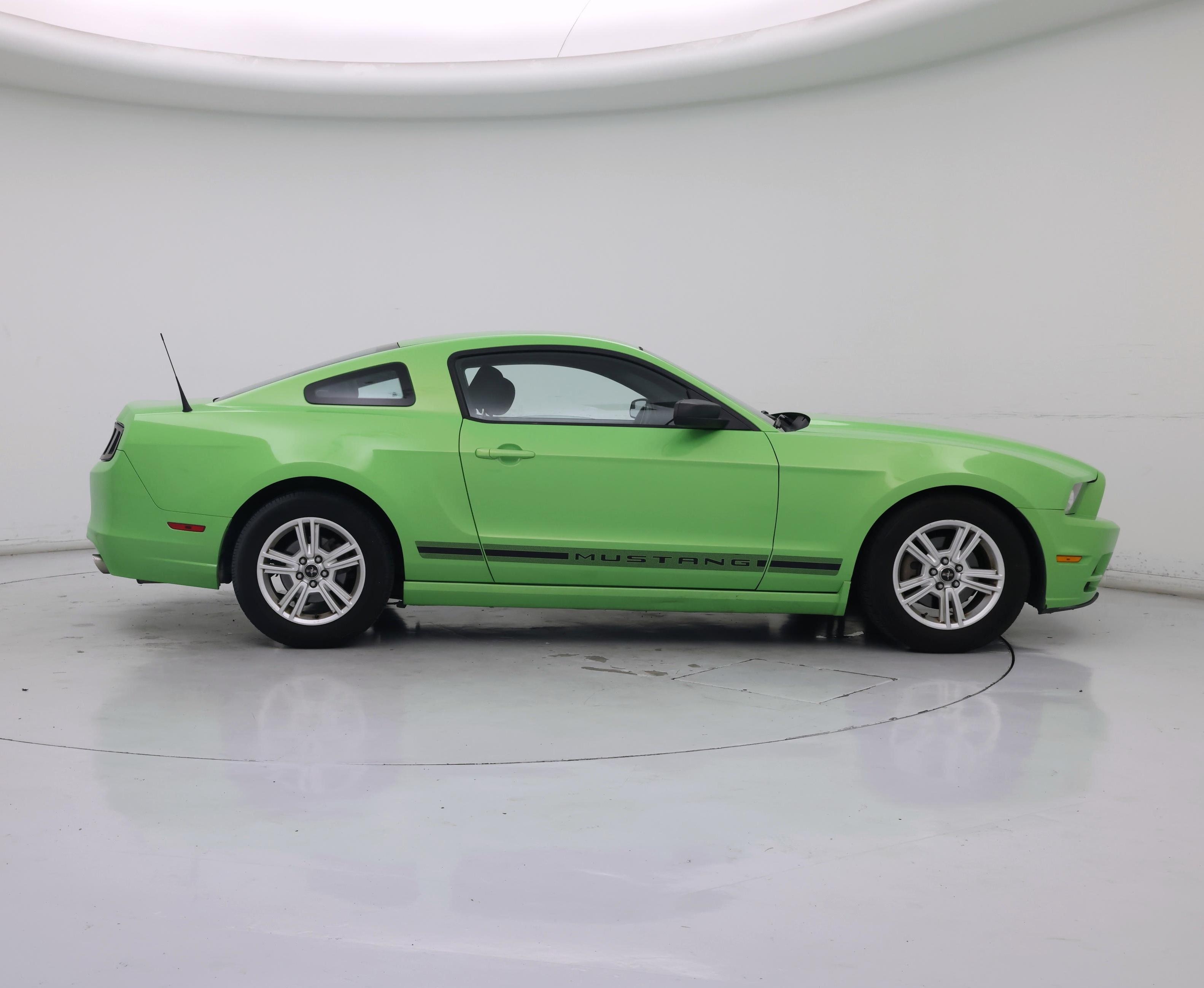 Thumbnail: 2014 Ford Mustang - 7