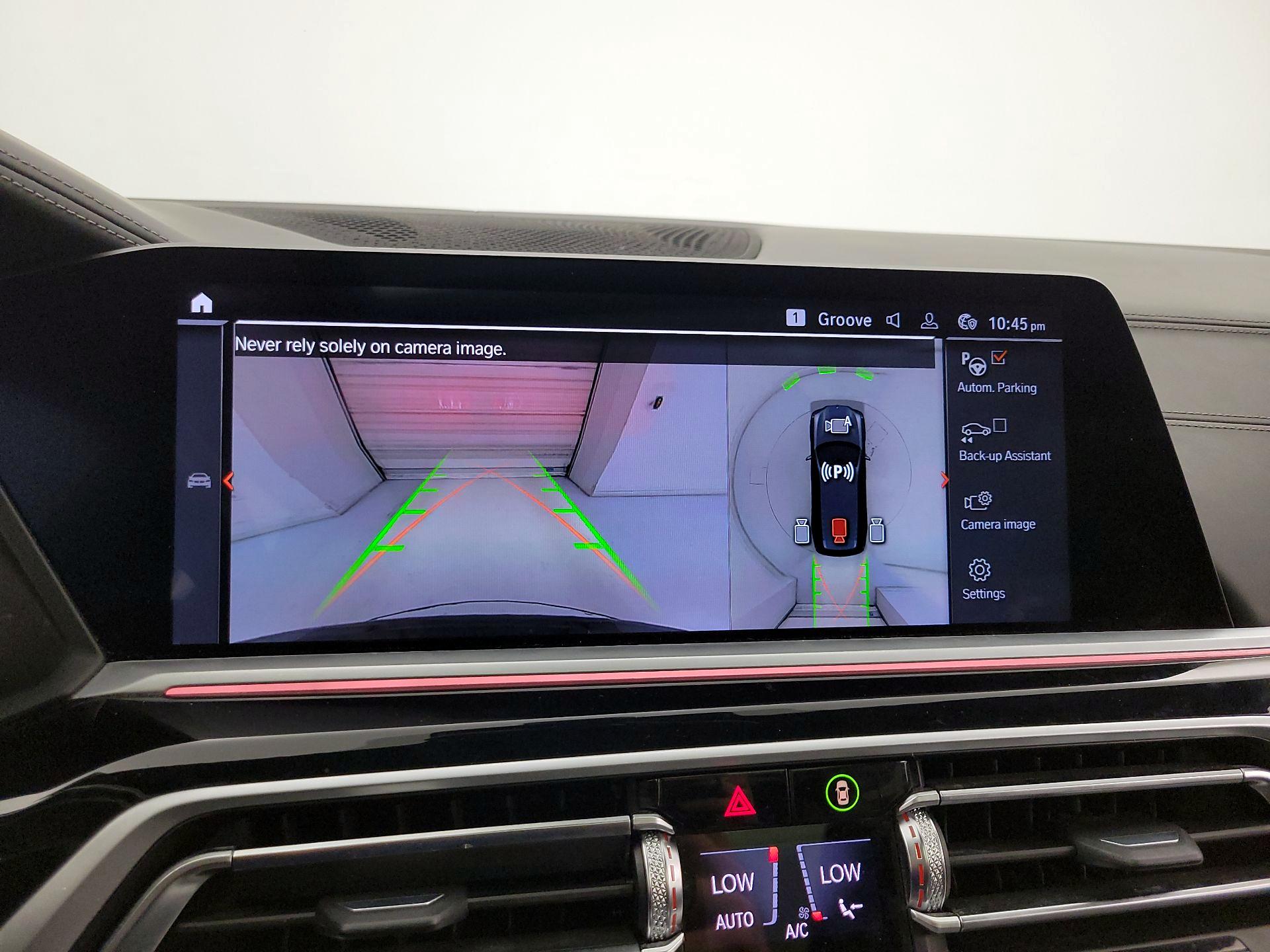 Thumbnail: 2021 BMW X7 - 15