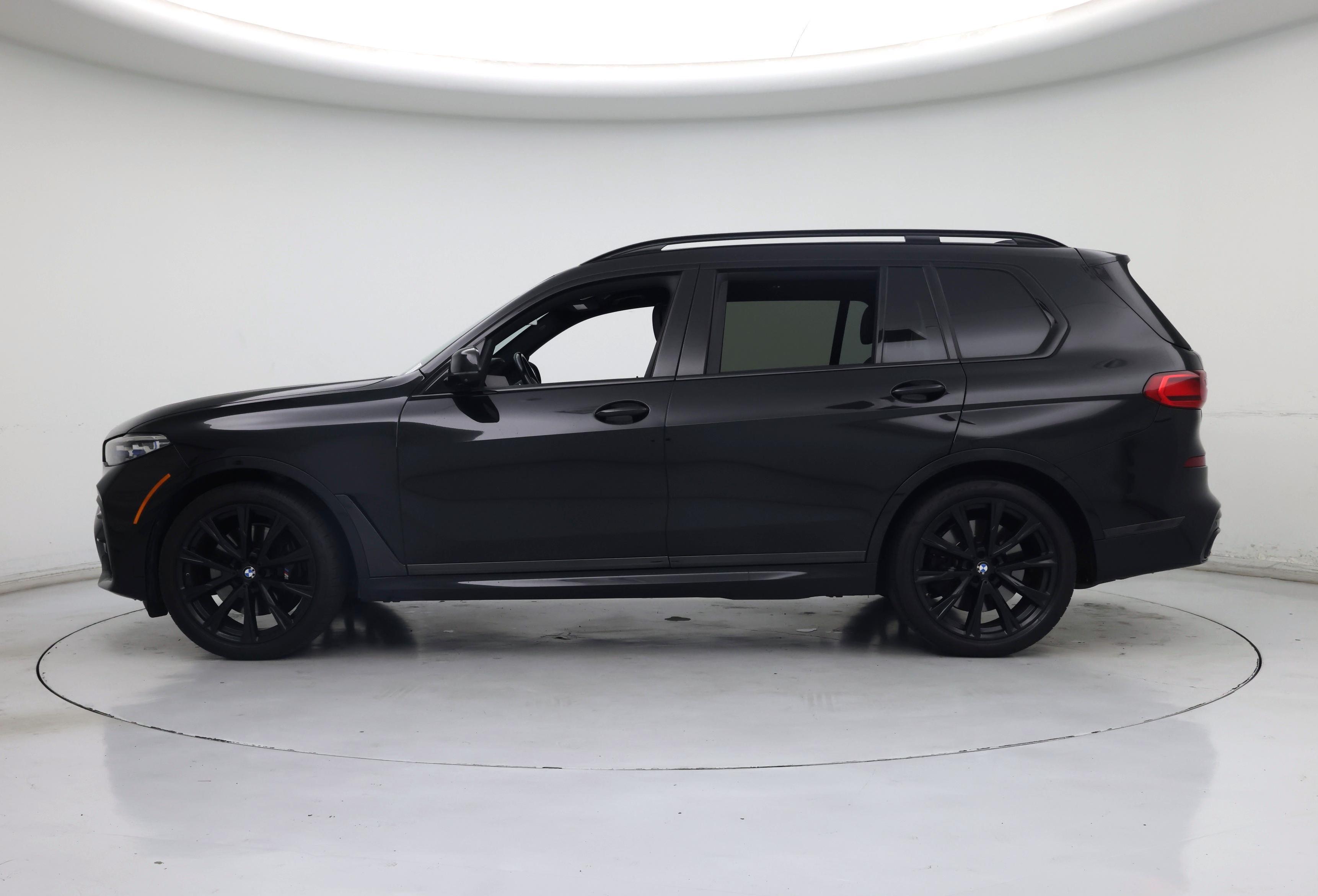 Thumbnail: 2021 BMW X7 - 3