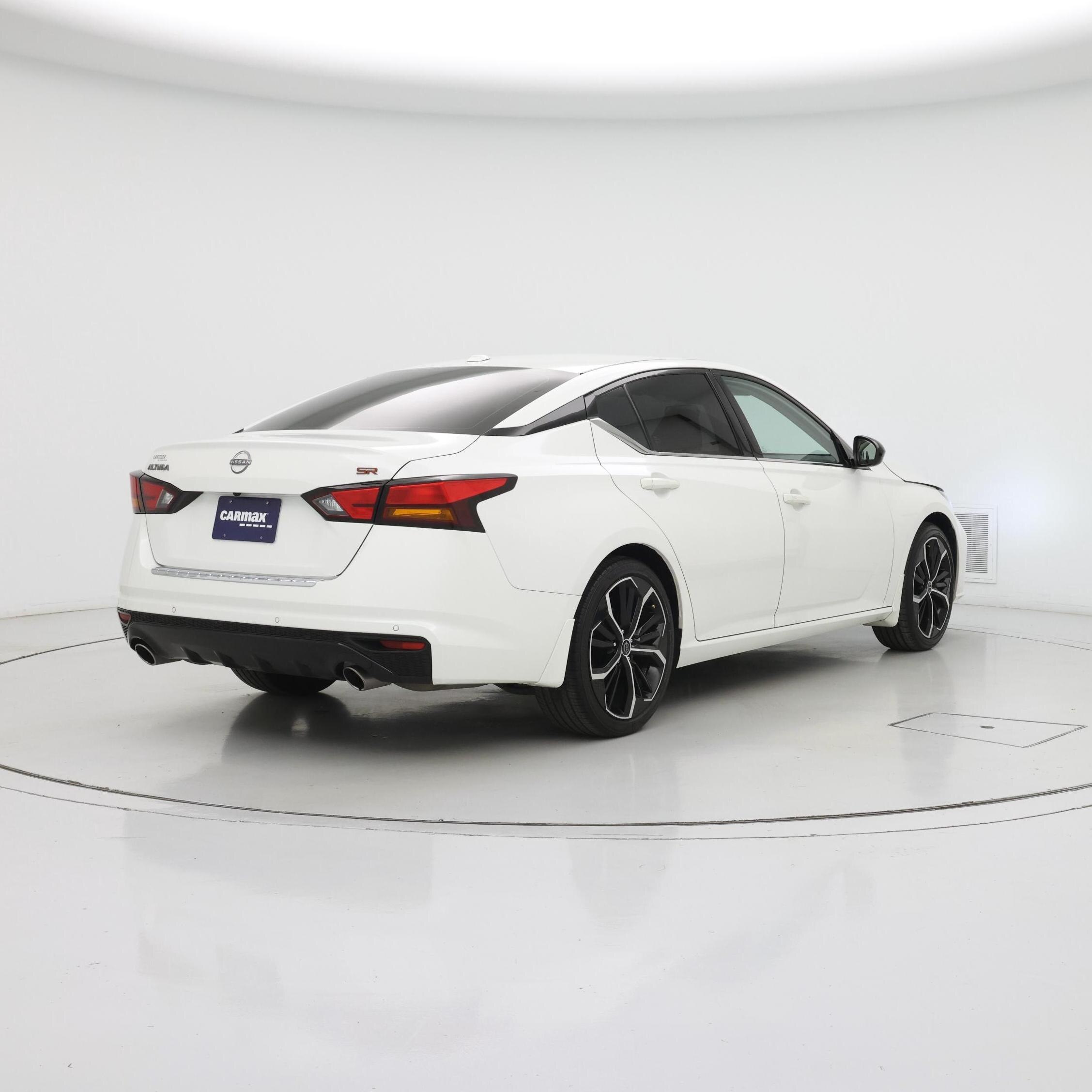Thumbnail: 2023 Nissan Altima - 8