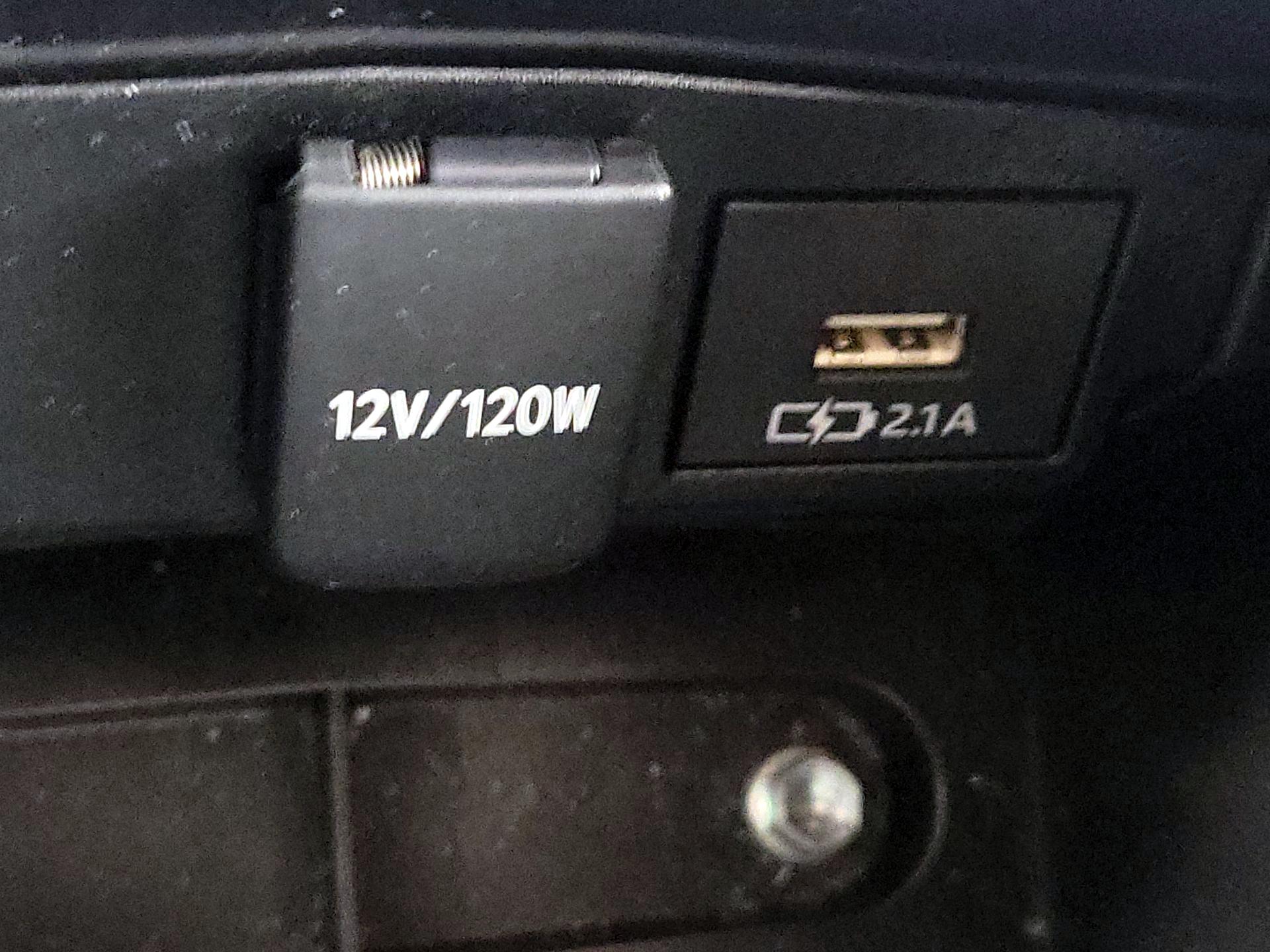 Thumbnail: 2021 Toyota Corolla - 18