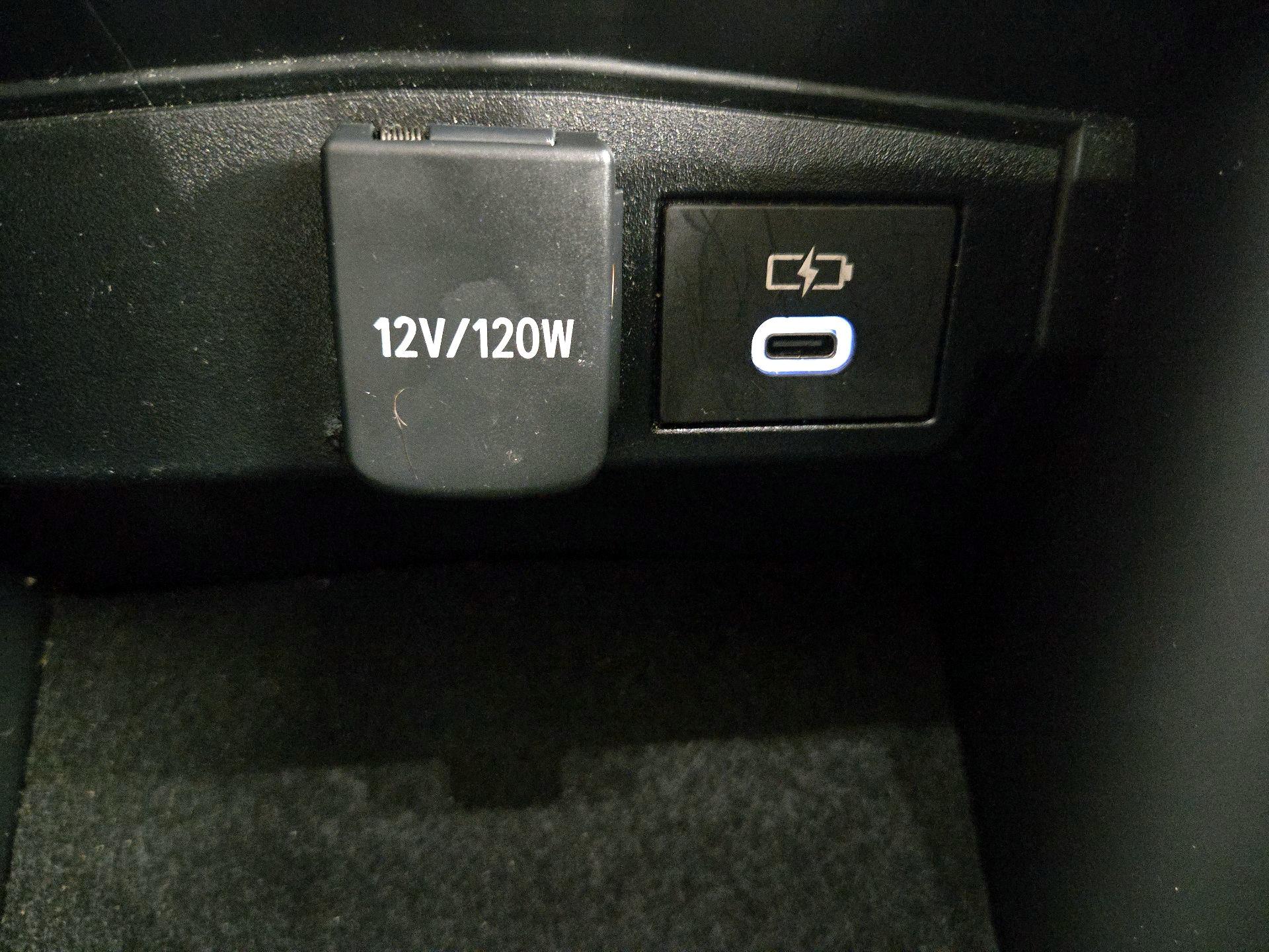Thumbnail: 2024 Toyota Corolla - 18