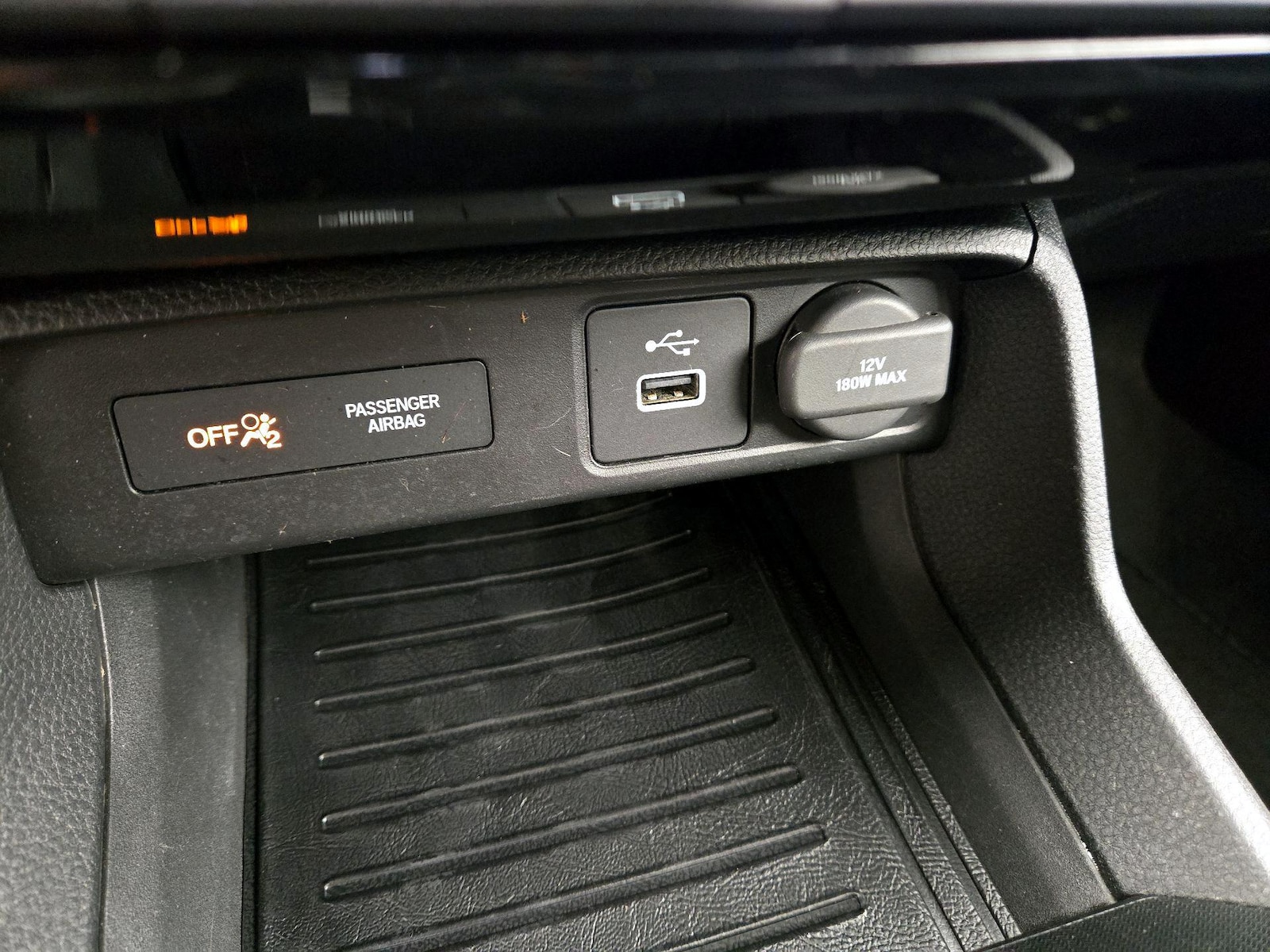 2022 Honda Civic Hatchback Sport - Photo 19