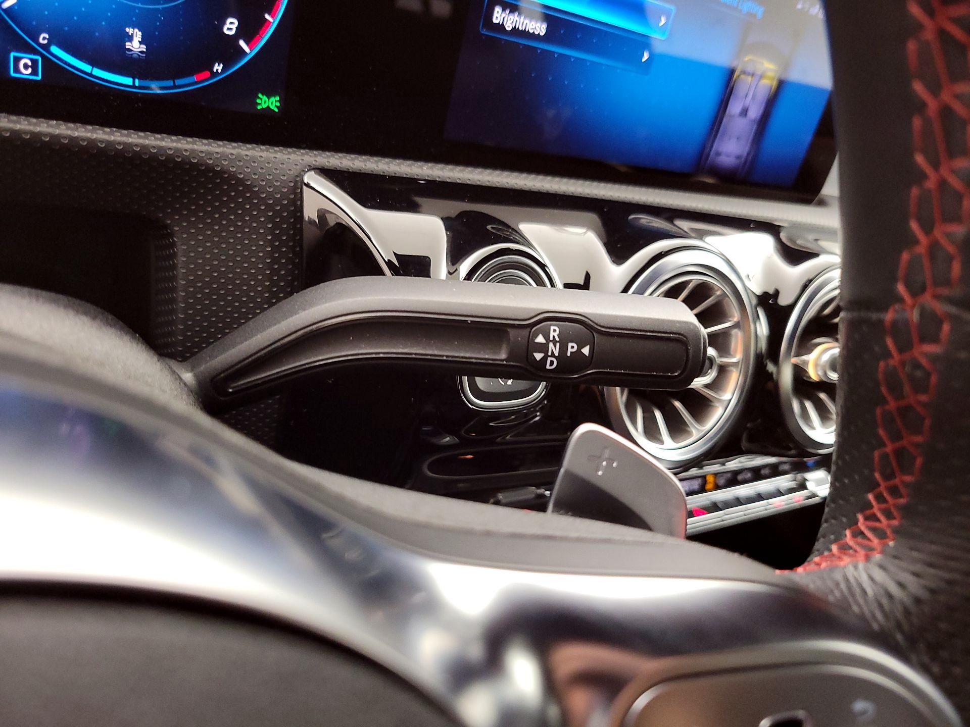 Thumbnail: 2020 Mercedes-Benz CLA - 17