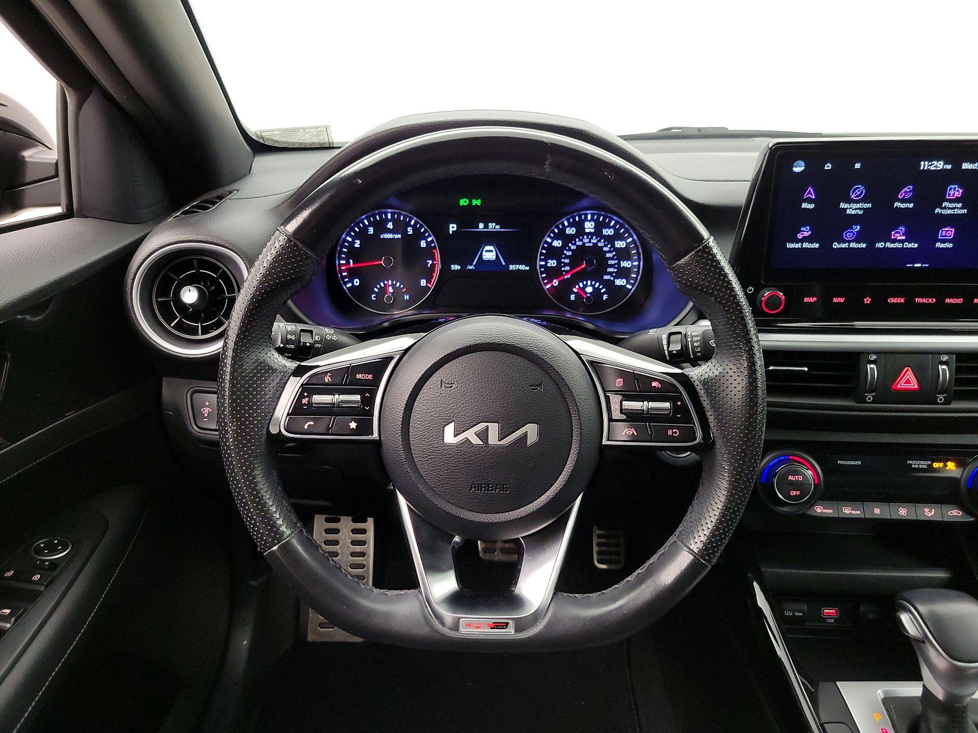 Thumbnail: 2023 Kia Forte - 9