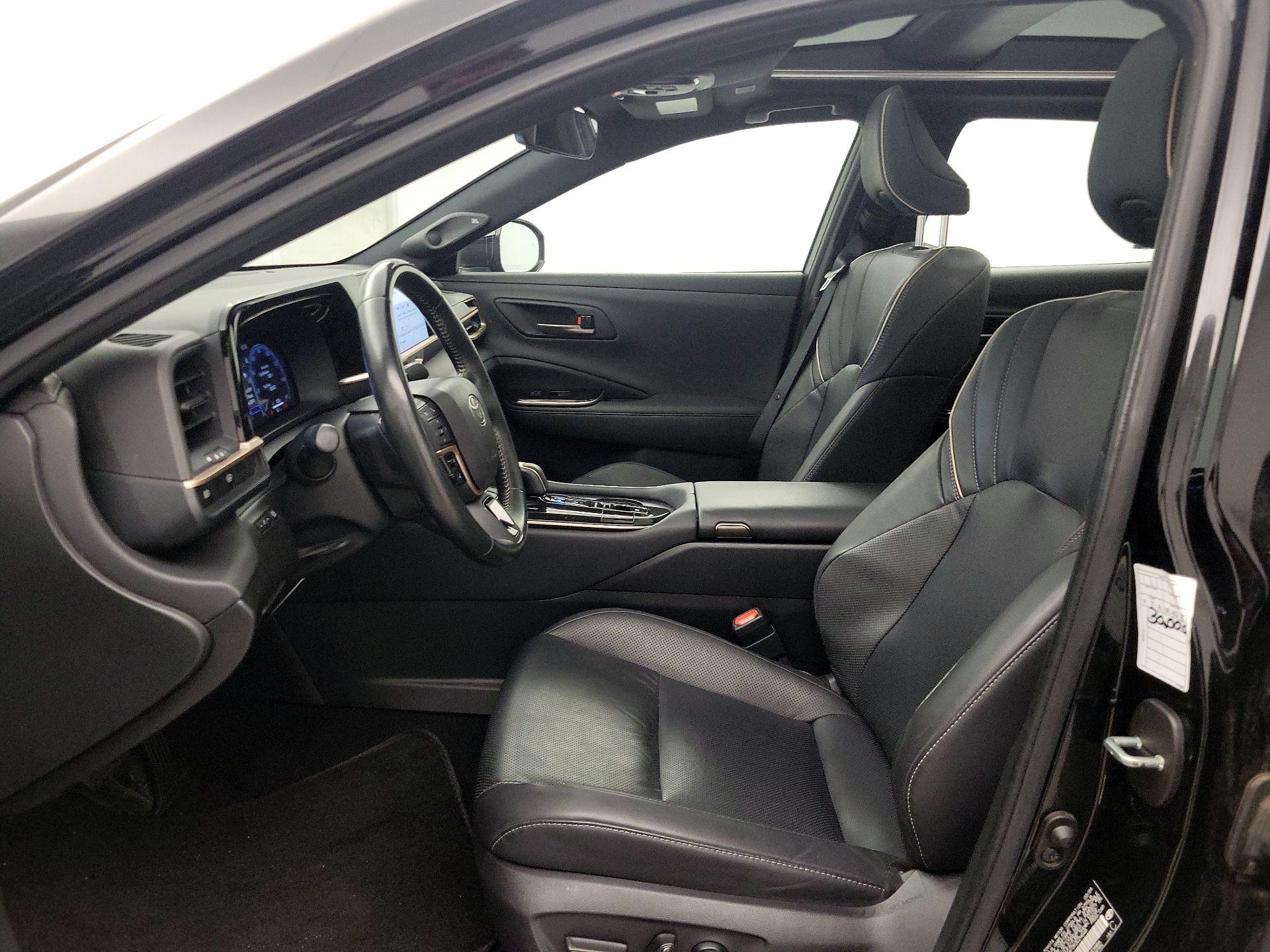 Thumbnail: 2024 Toyota Crown - 11