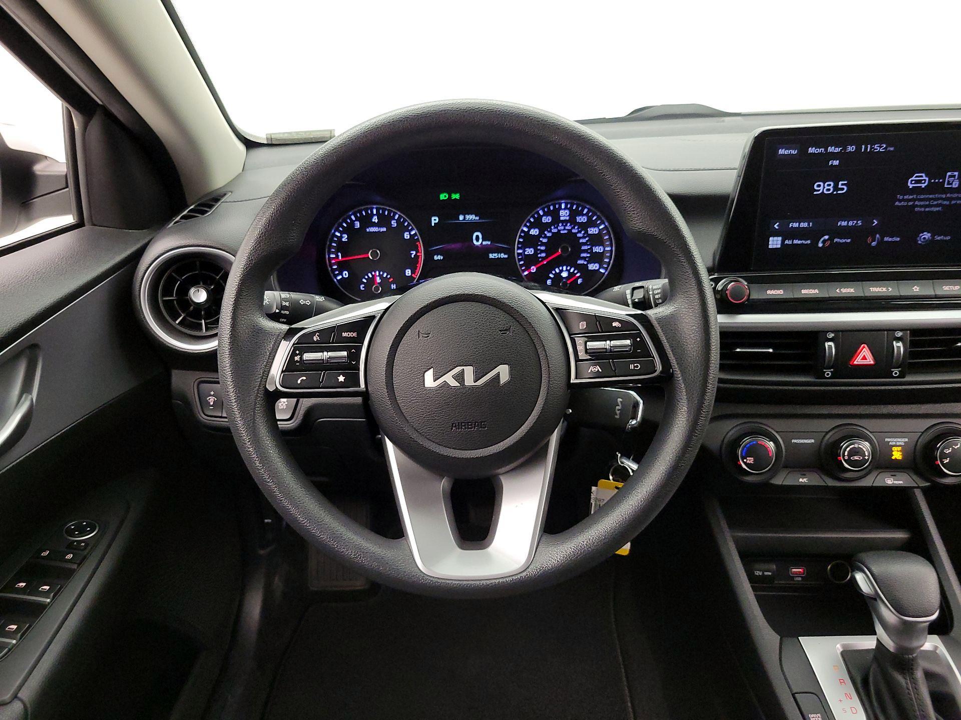 Thumbnail: 2023 Kia Forte - 10