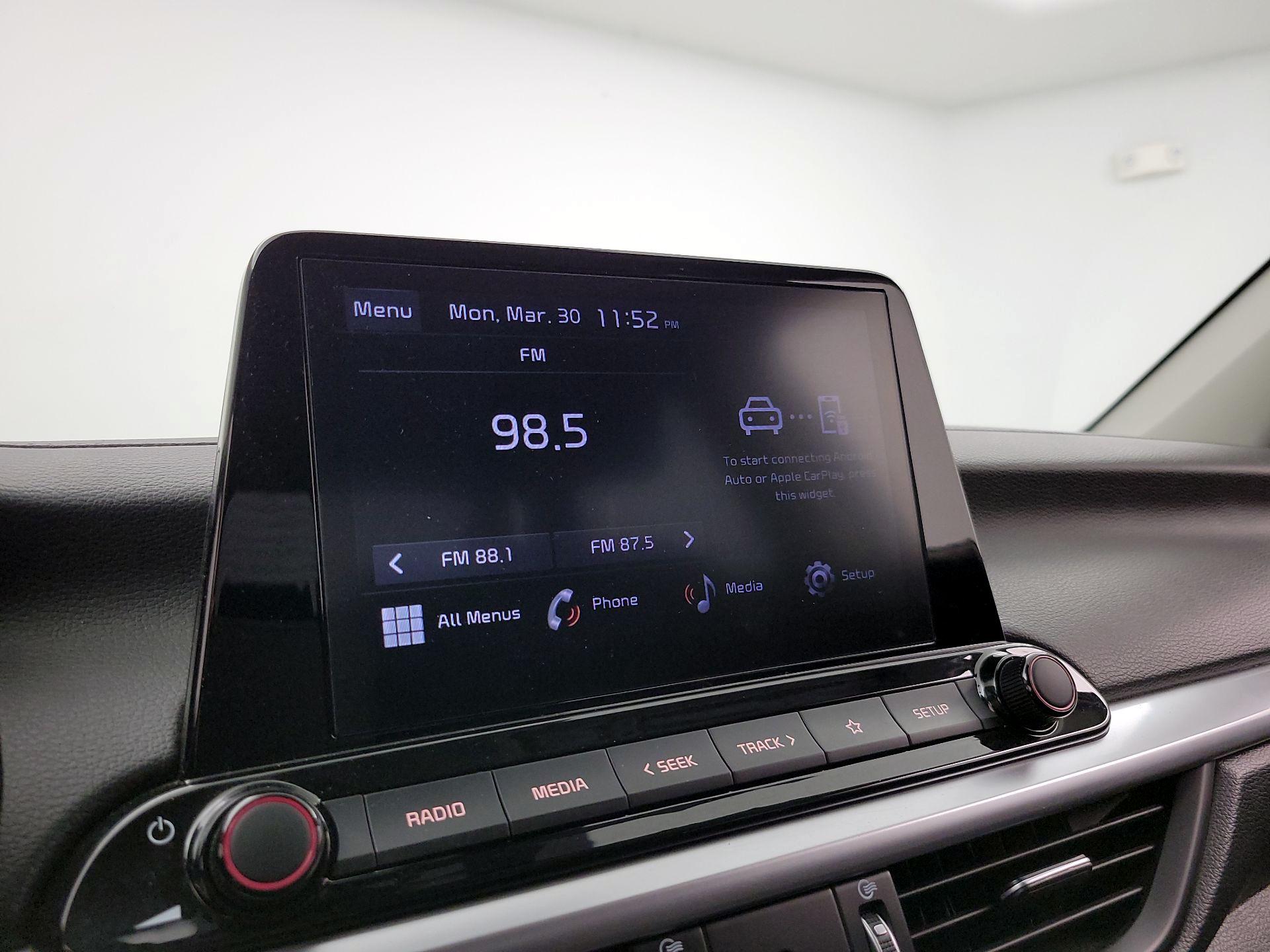 Thumbnail: 2023 Kia Forte - 15