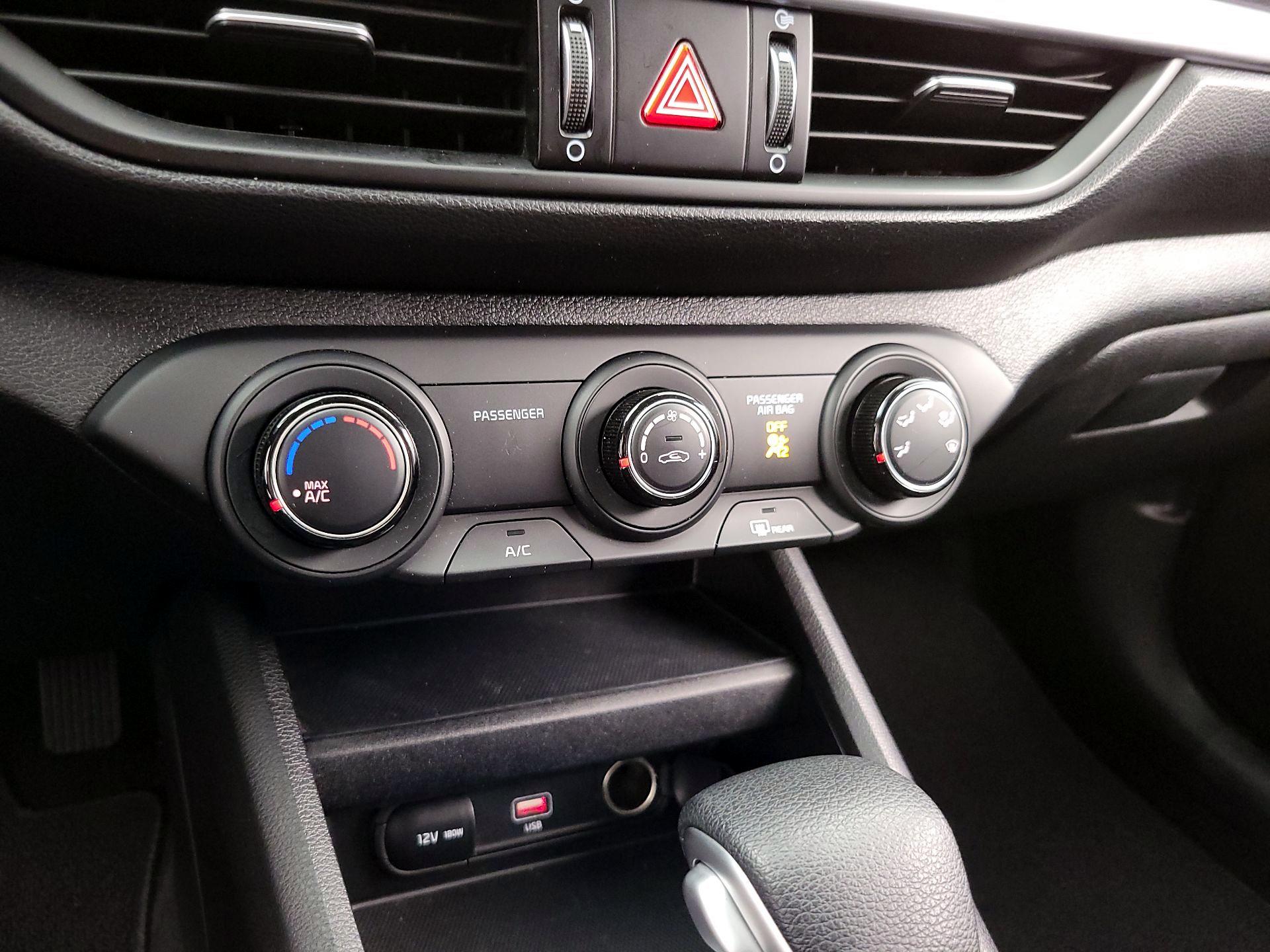 Thumbnail: 2023 Kia Forte - 16