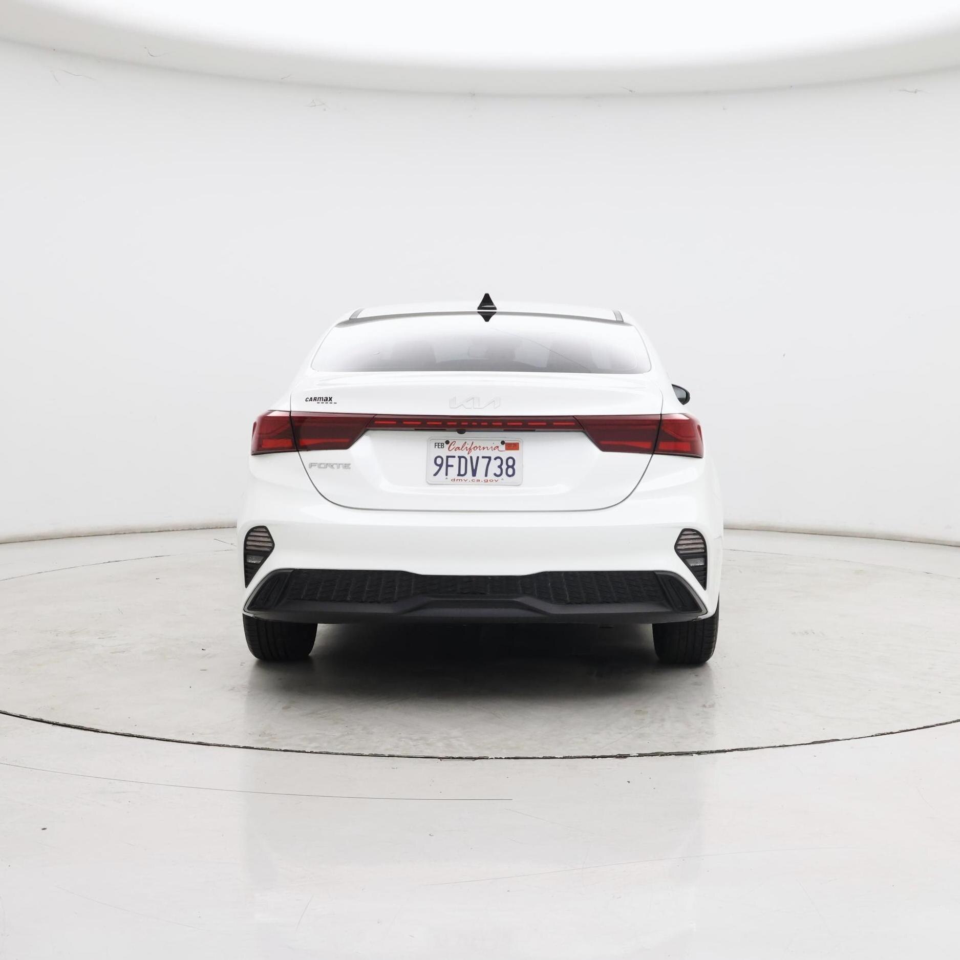 Thumbnail: 2023 Kia Forte - 6