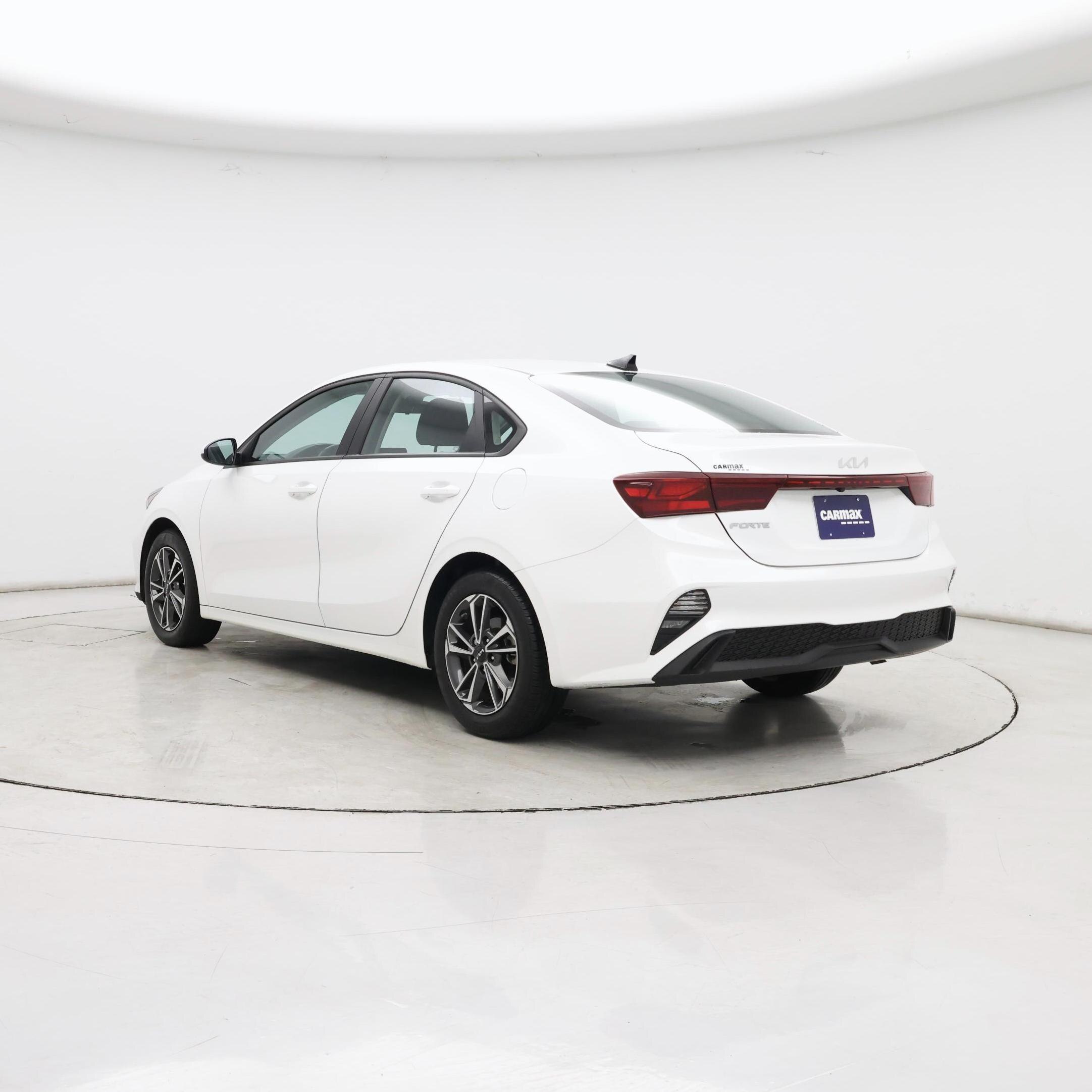 Thumbnail: 2023 Kia Forte - 2