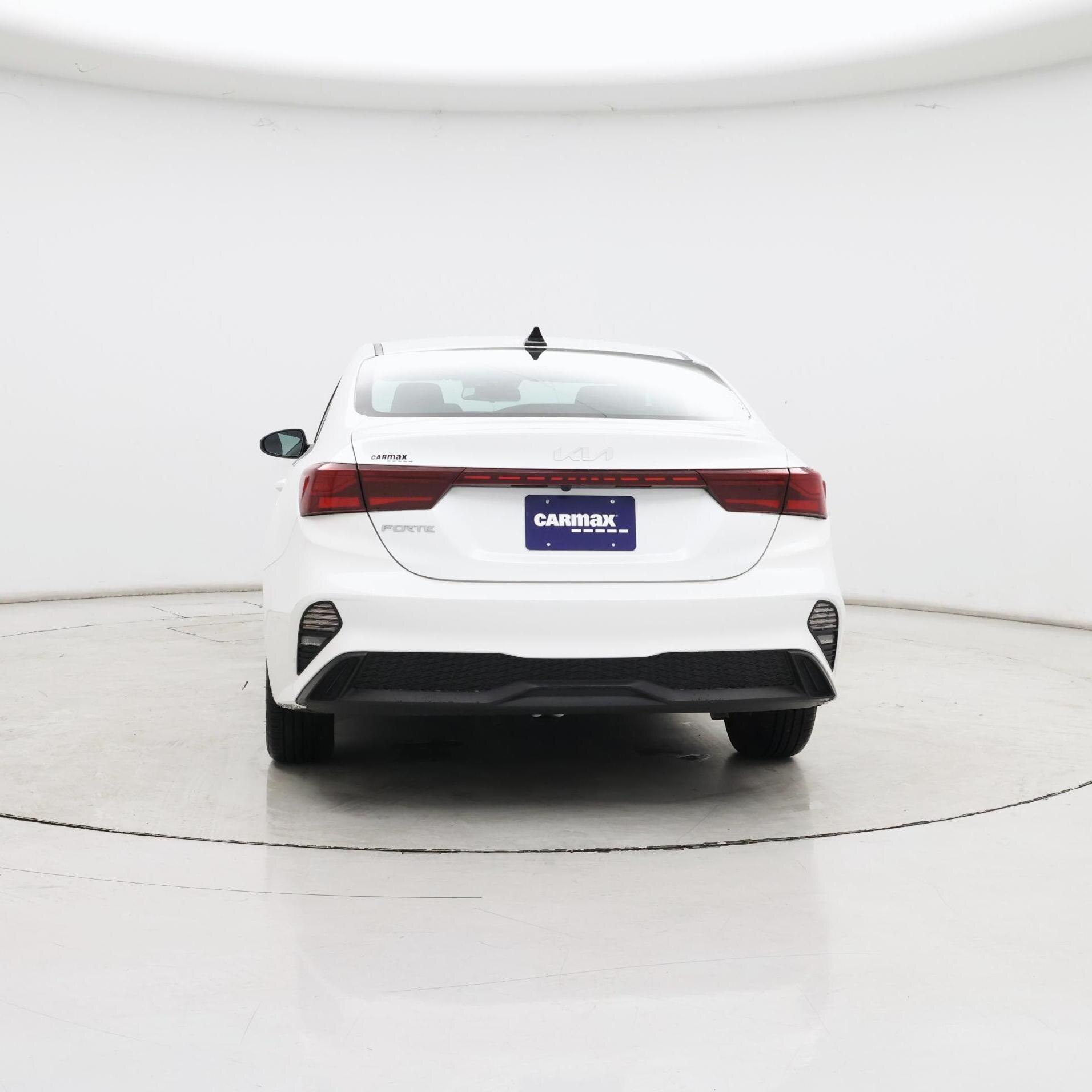 Thumbnail: 2023 Kia Forte - 6