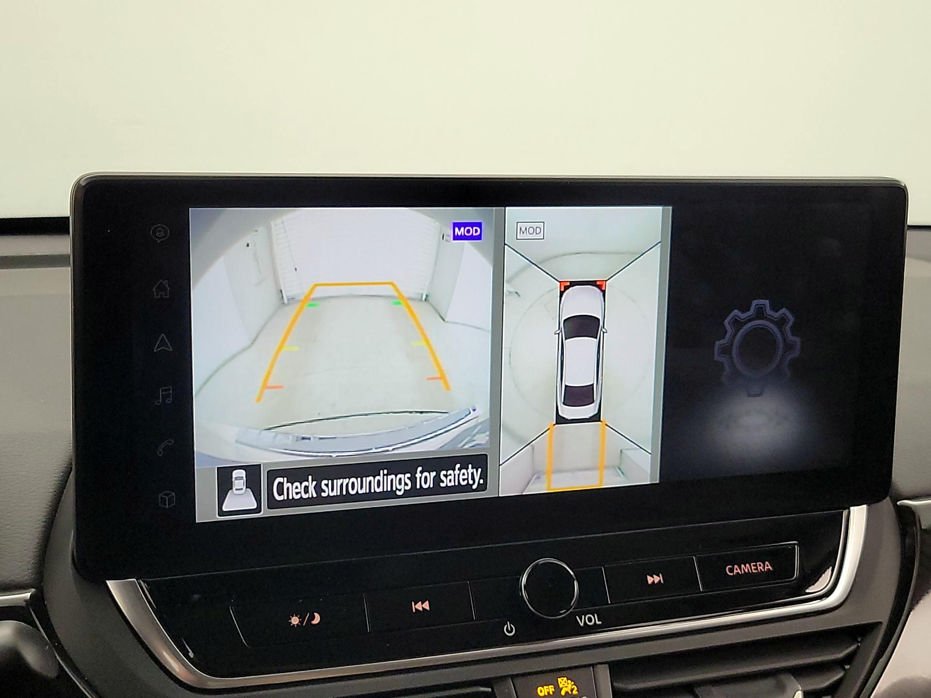 Thumbnail: 2023 Nissan Altima - 15