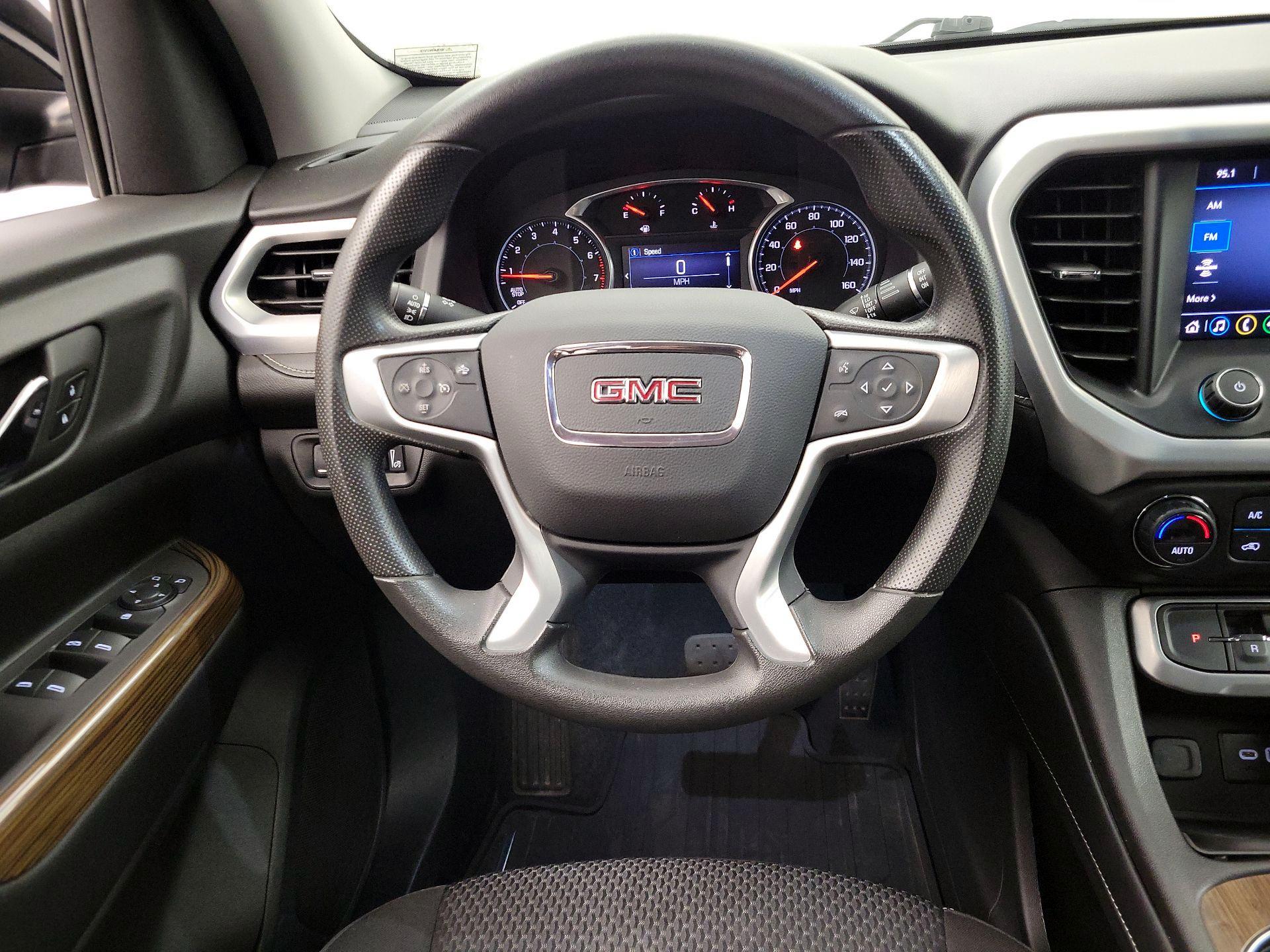 Thumbnail: 2022 GMC Acadia - 10