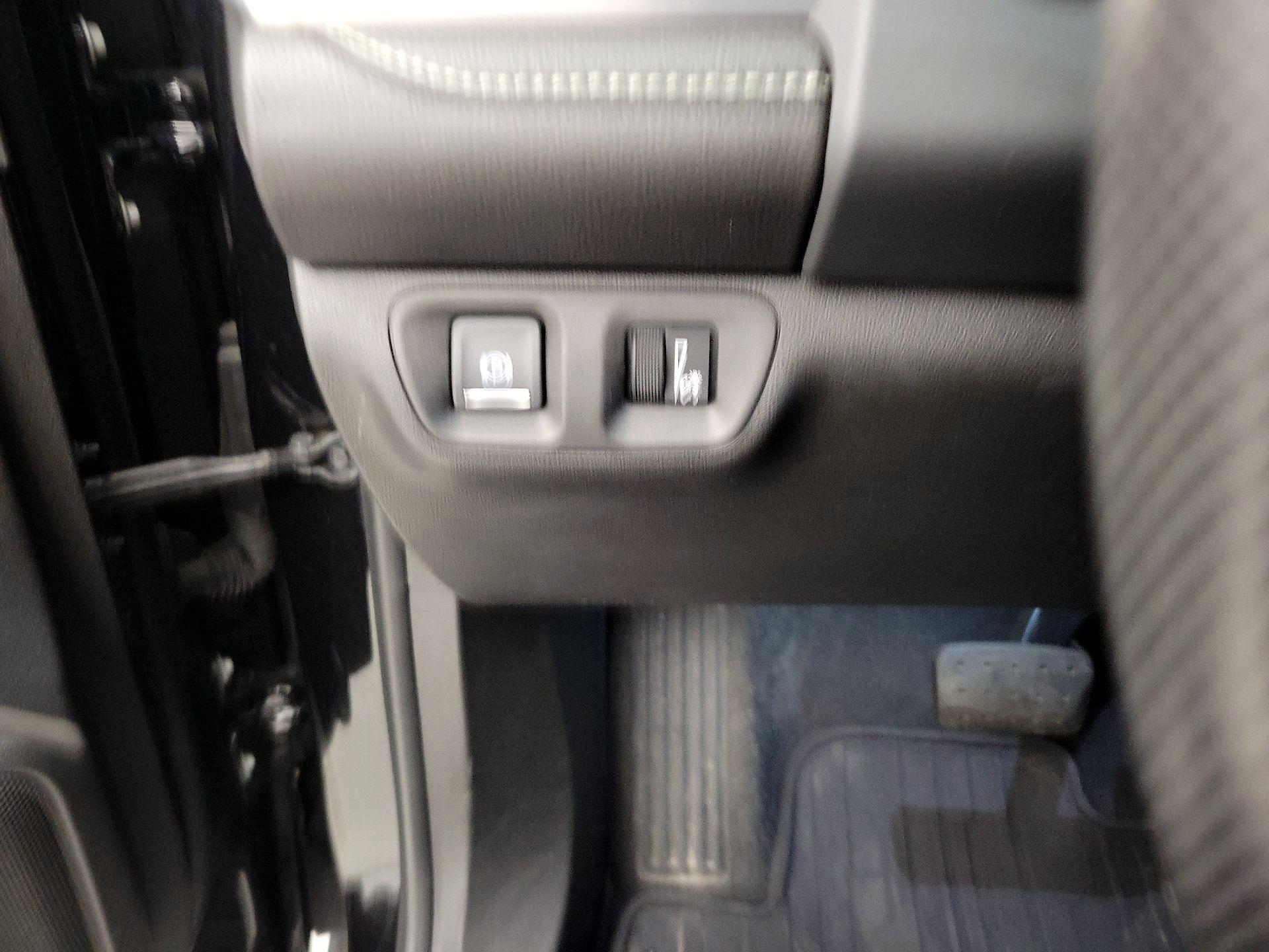 Thumbnail: 2022 GMC Acadia - 13