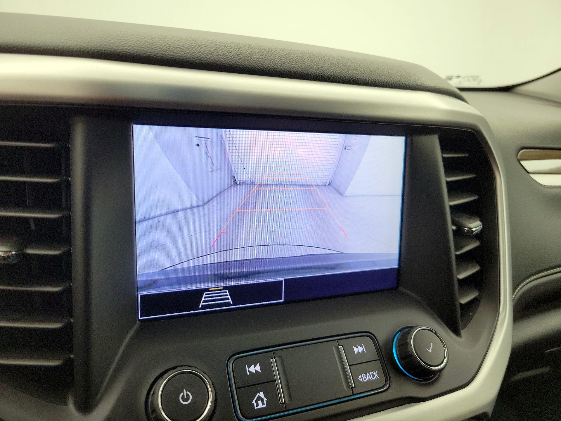 Thumbnail: 2022 GMC Acadia - 14