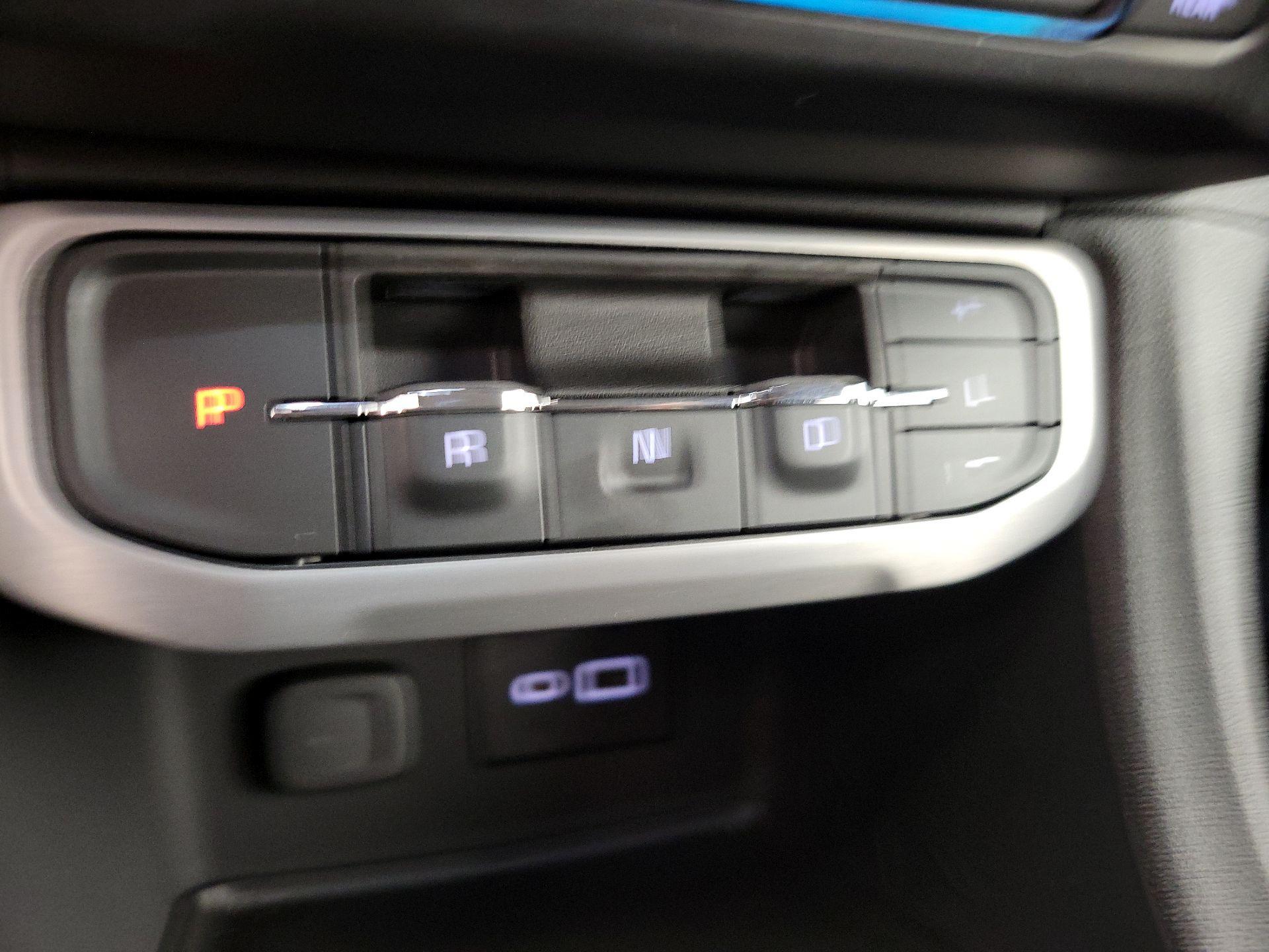 Thumbnail: 2022 GMC Acadia - 17