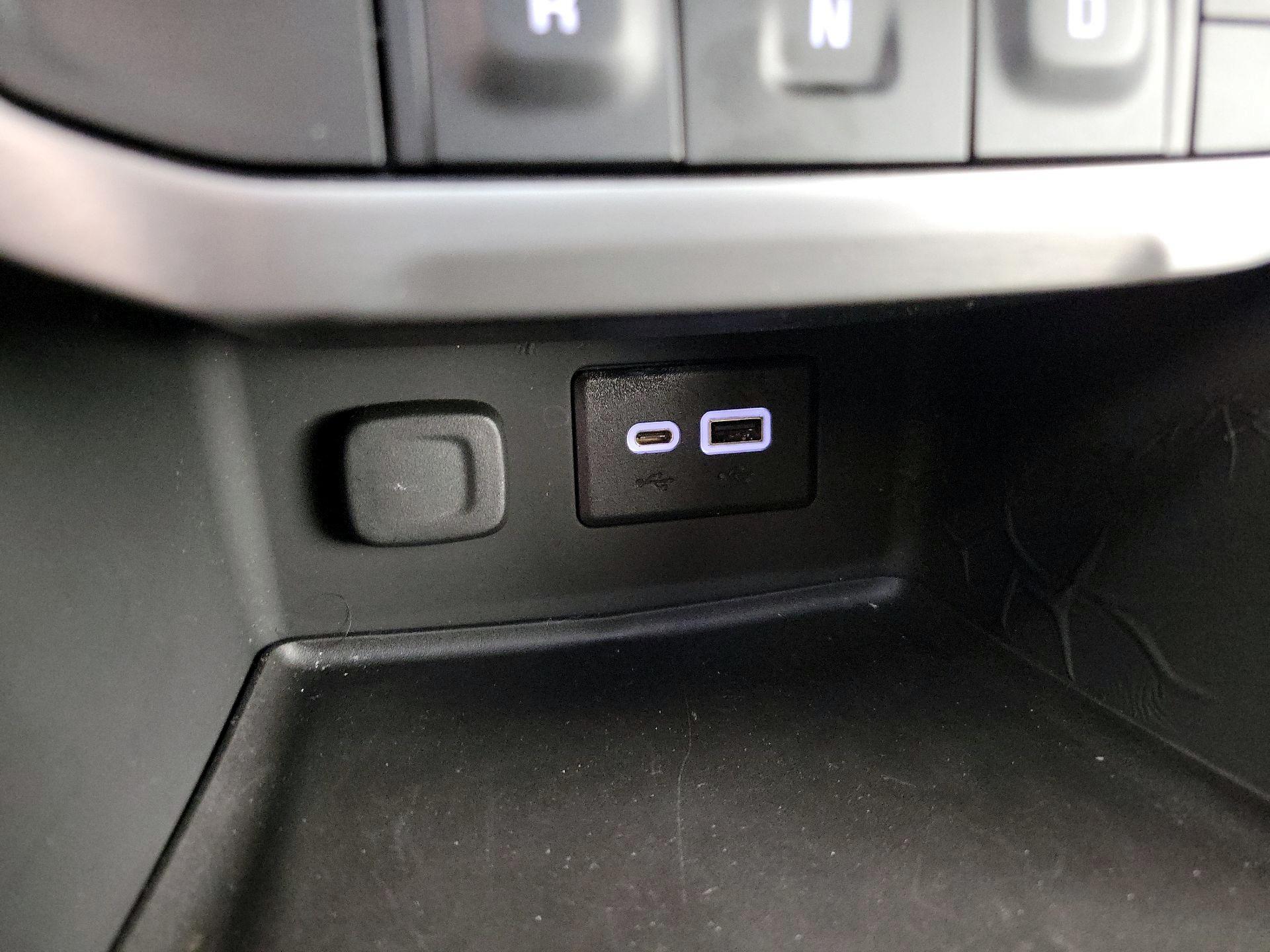 Thumbnail: 2022 GMC Acadia - 18