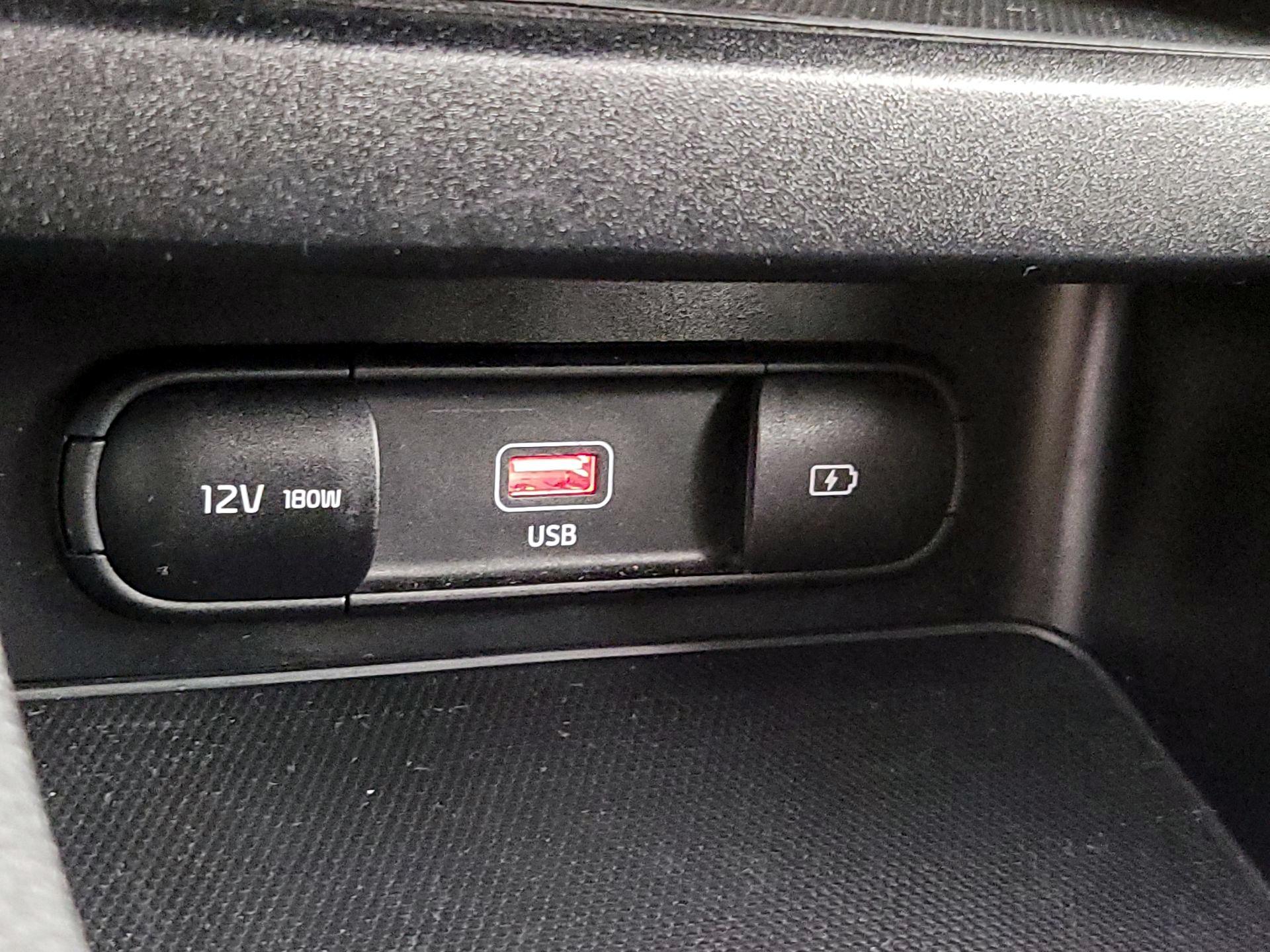 Thumbnail: 2024 Kia Forte - 18