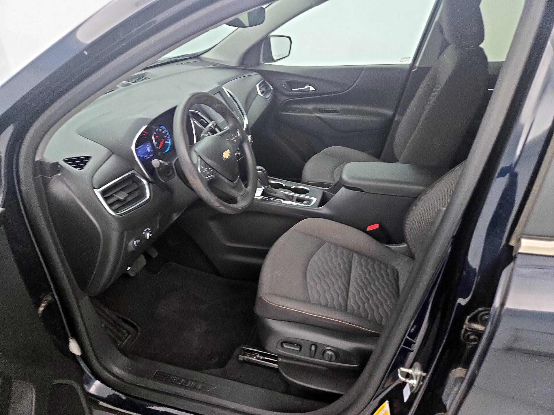 Thumbnail: 2021 Chevrolet Equinox - 11