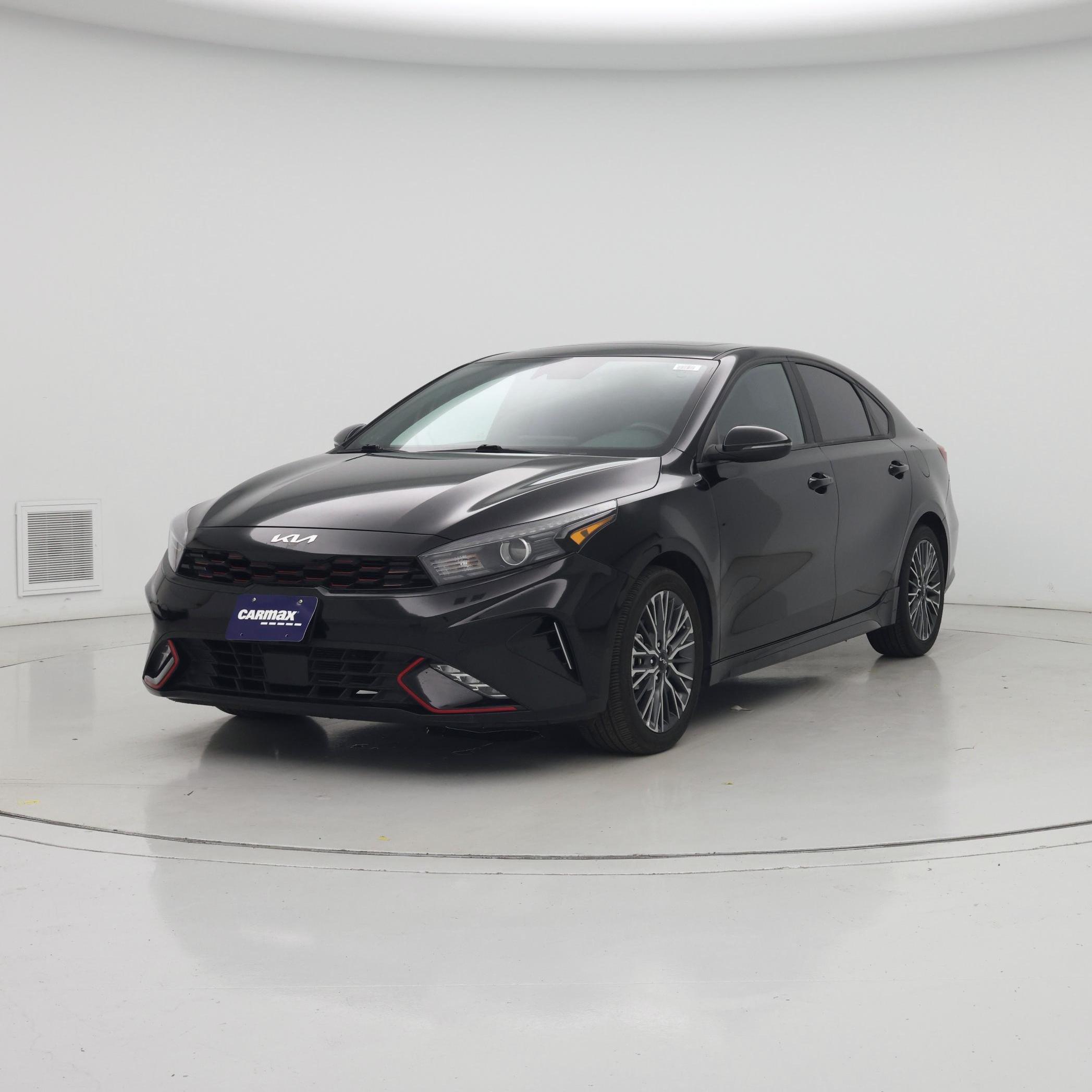 Thumbnail: 2024 Kia Forte - 4