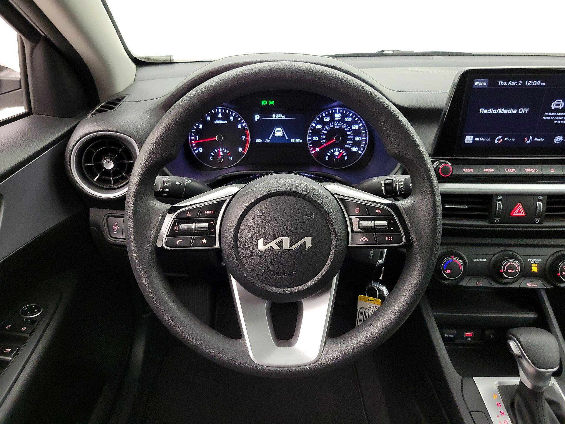 Thumbnail: 2024 Kia Forte - 10