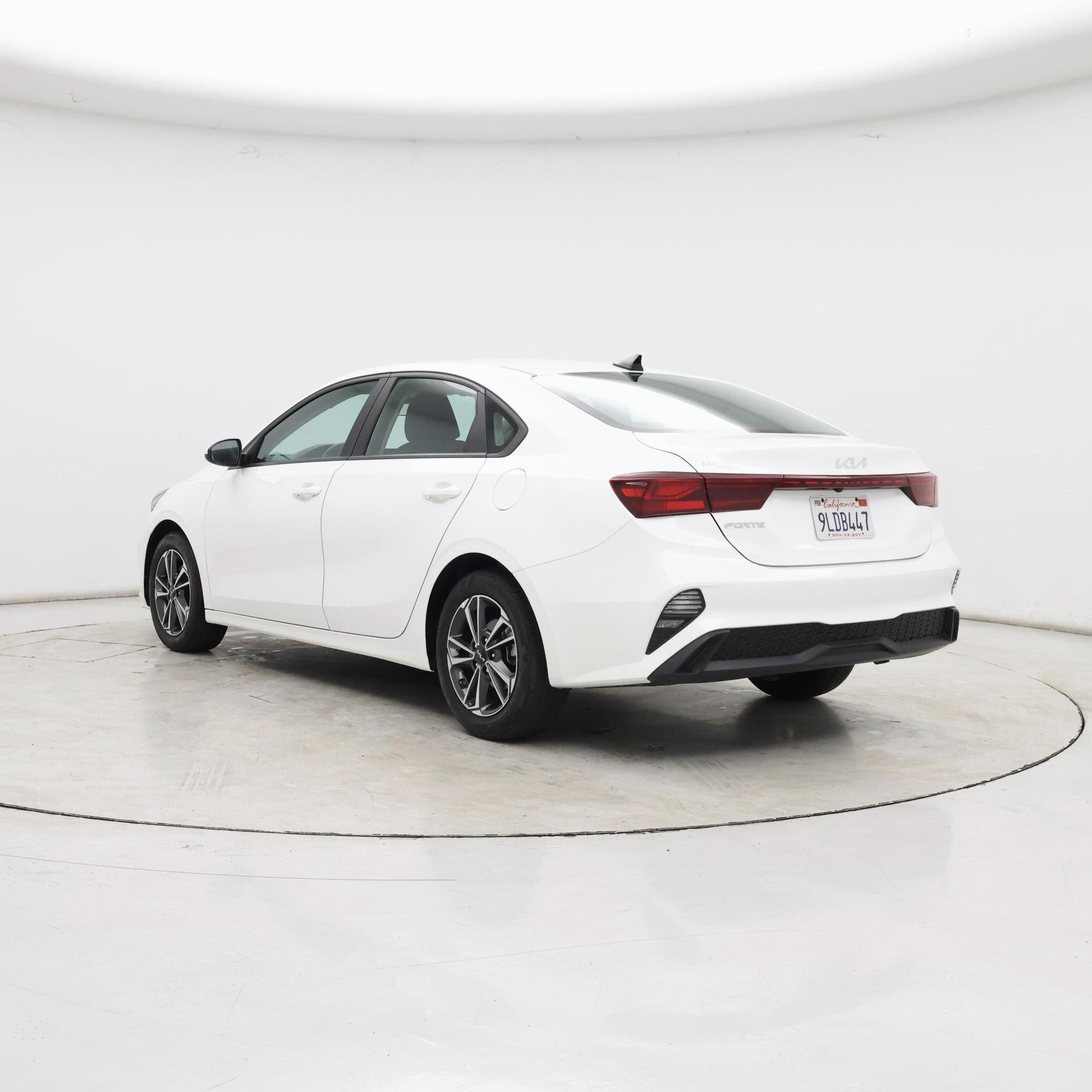 Thumbnail: 2024 Kia Forte - 2