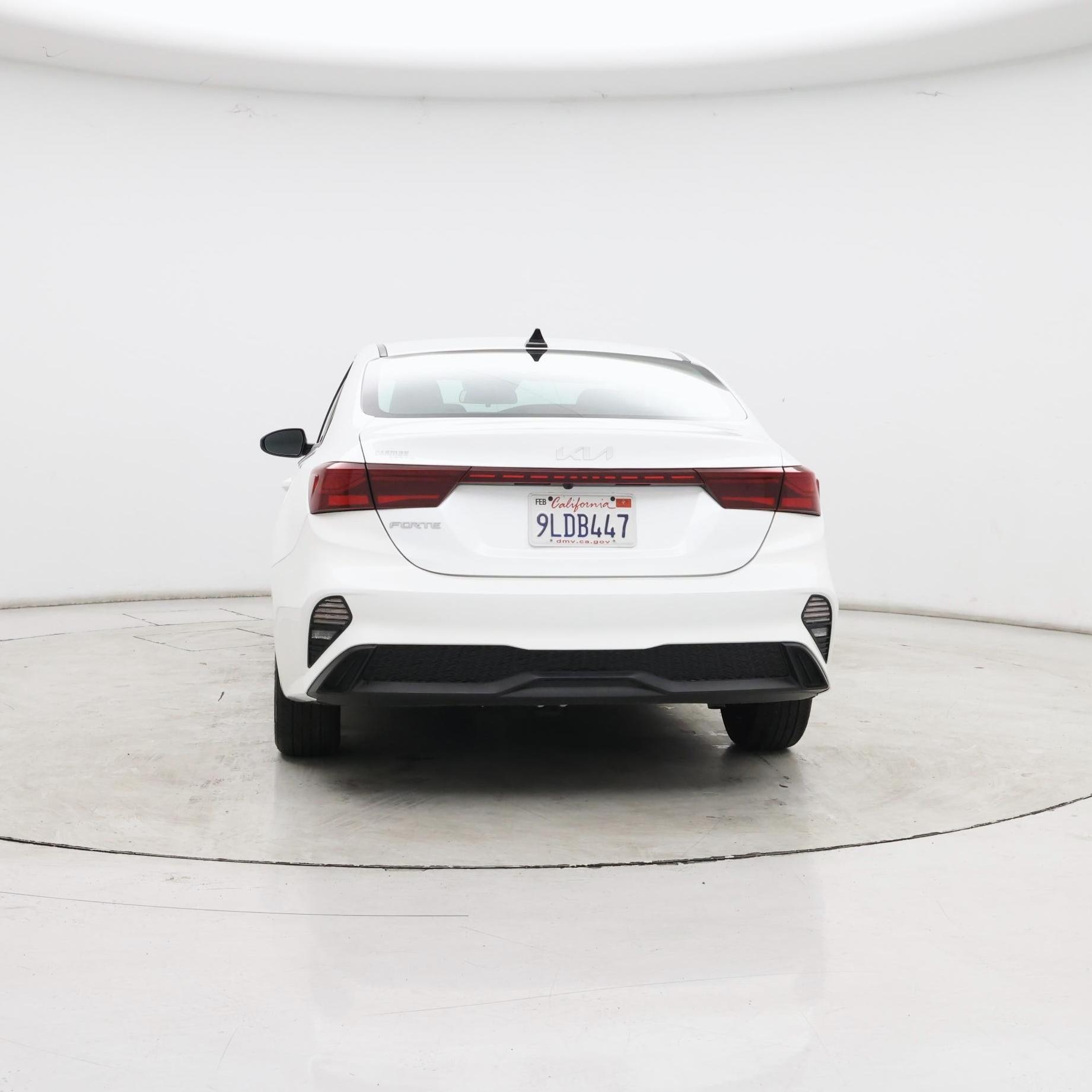 Thumbnail: 2024 Kia Forte - 6