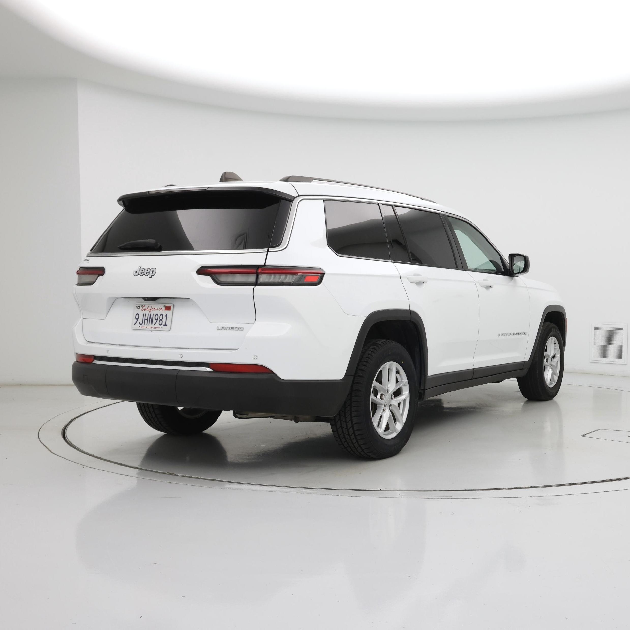 Thumbnail: 2023 Jeep Grand Cherokee L - 8