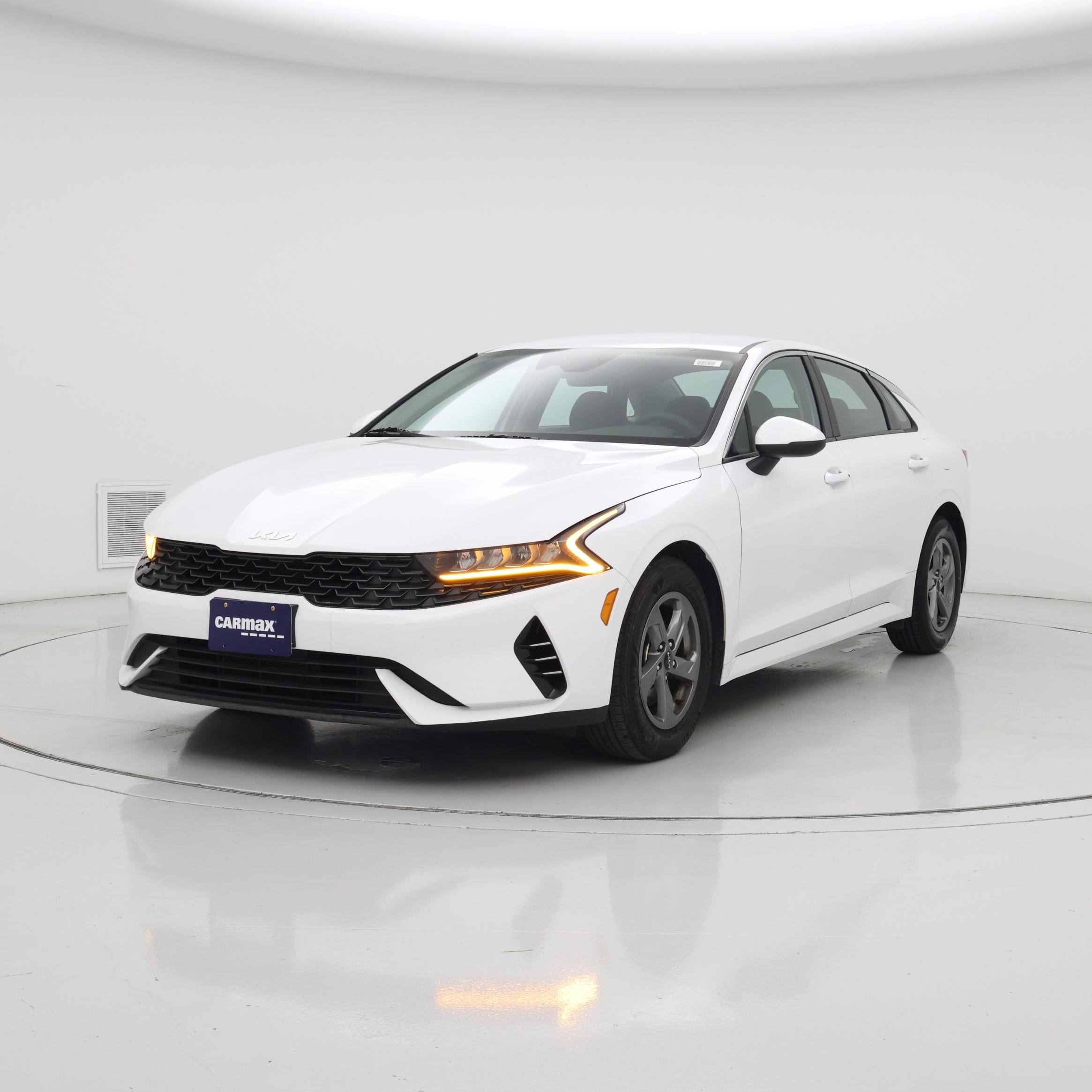 Thumbnail: 2023 Kia K5 - 4
