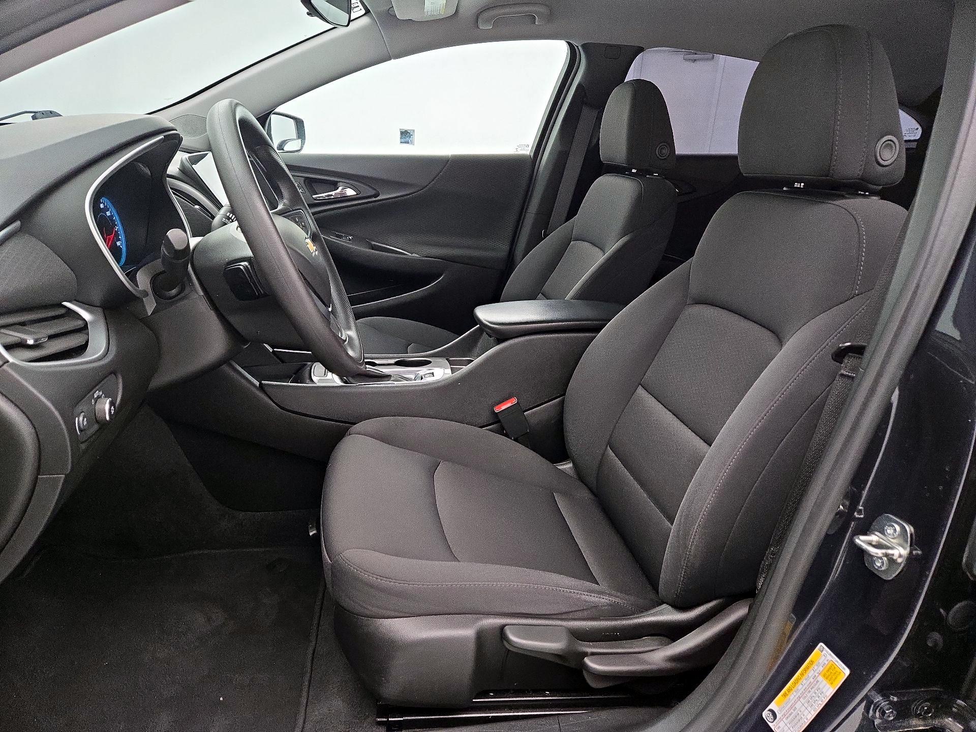 Thumbnail: 2023 Chevrolet Malibu - 11