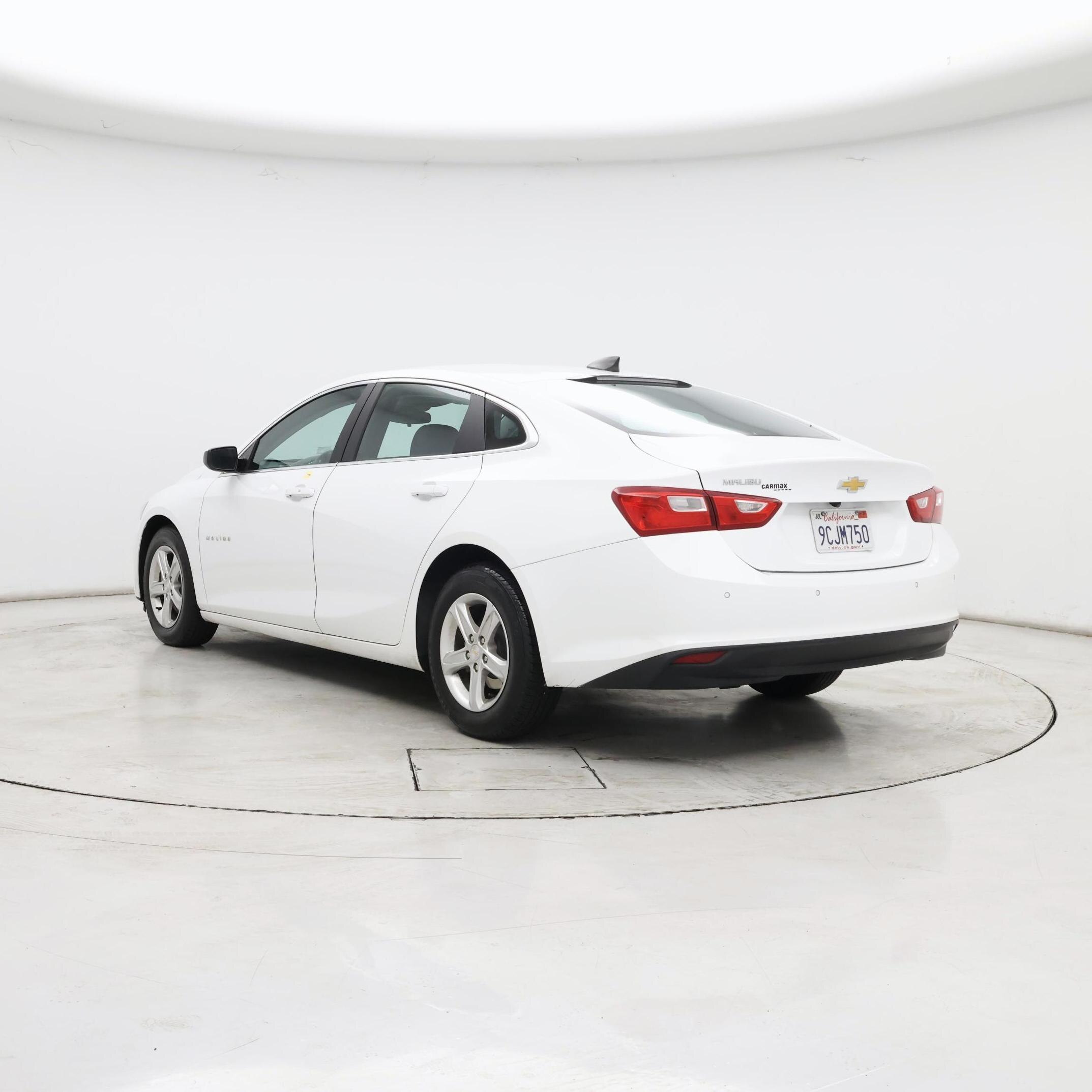Thumbnail: 2022 Chevrolet Malibu - 2
