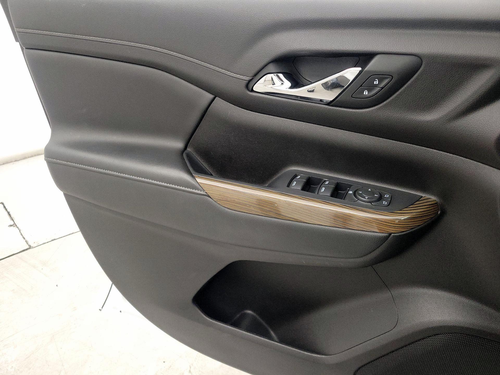 Thumbnail: 2022 GMC Acadia - 12