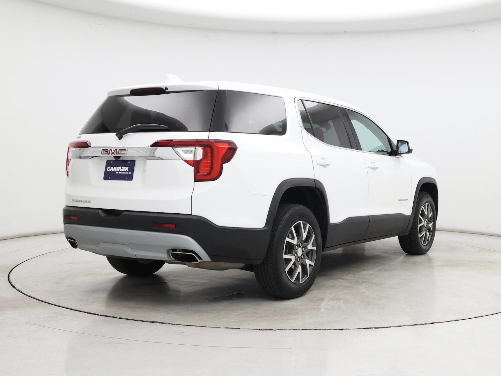 2022 GMC Acadia SLE - Photo 9